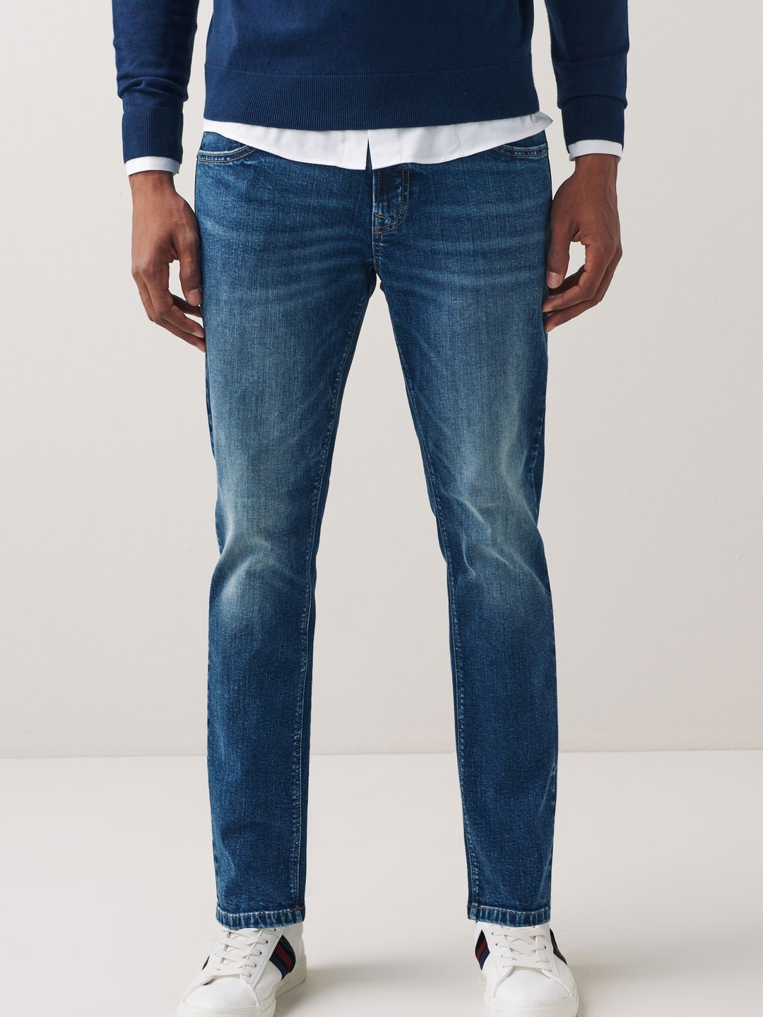 

NEXT Men Light Fade Stretchable Jeans, Blue
