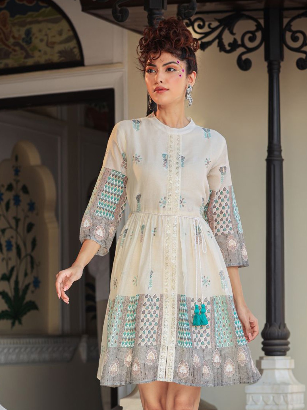 

Zolo Label Ethnic Motifs Printed A-Line Dress, White
