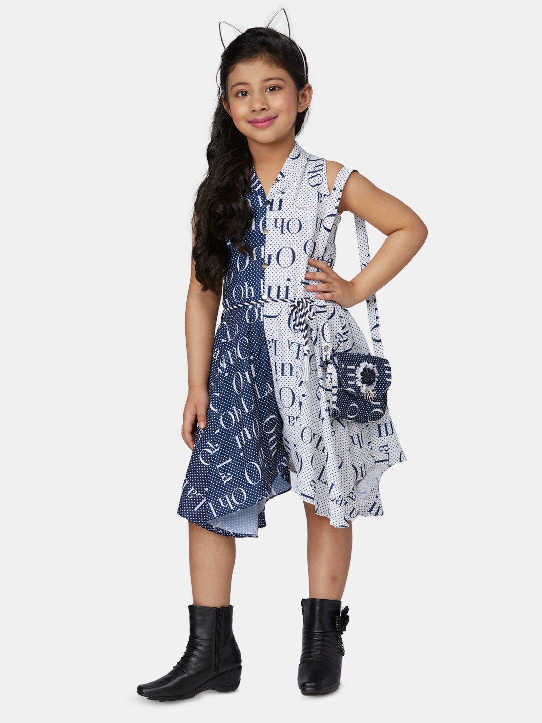 

Peppermint Girls Typography Printed Sleeveless Cotton Culotte Jumpsuit, Navy blue