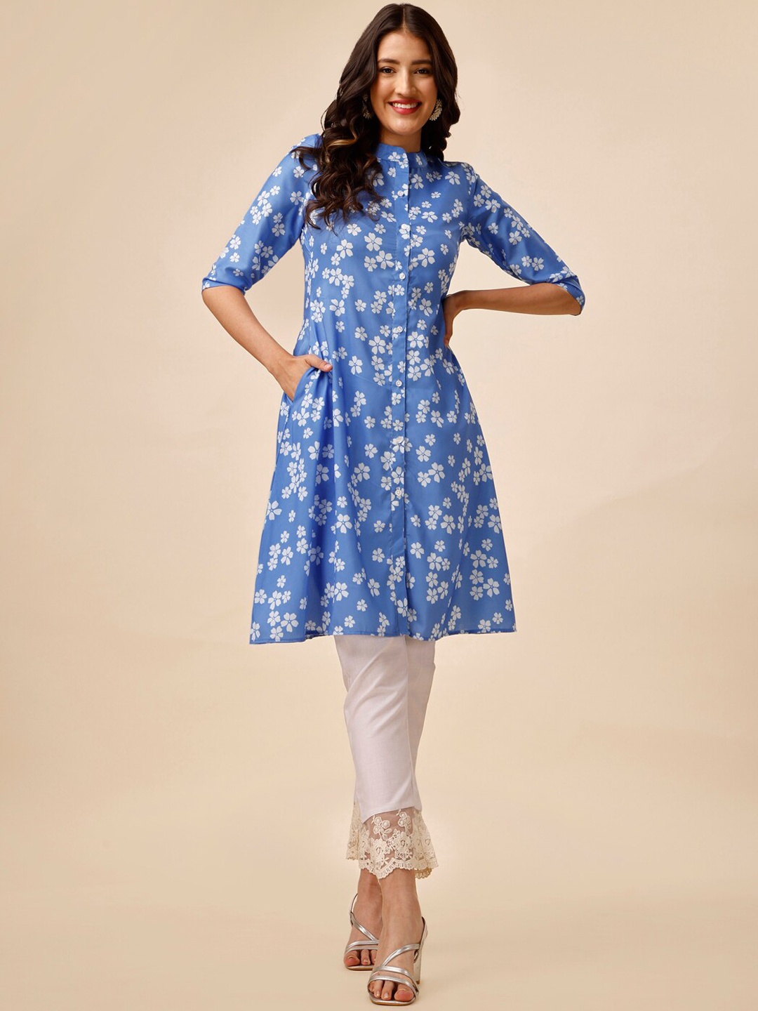 

Inddus Blue Floral Printed Mandarin Collar A-Line Kurta