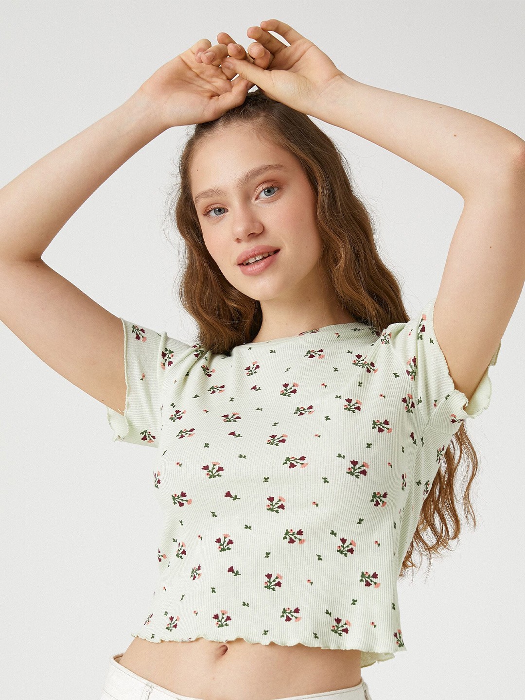 

Koton Floral Printed Printed Pure Cotton Crop T-shirt, Green