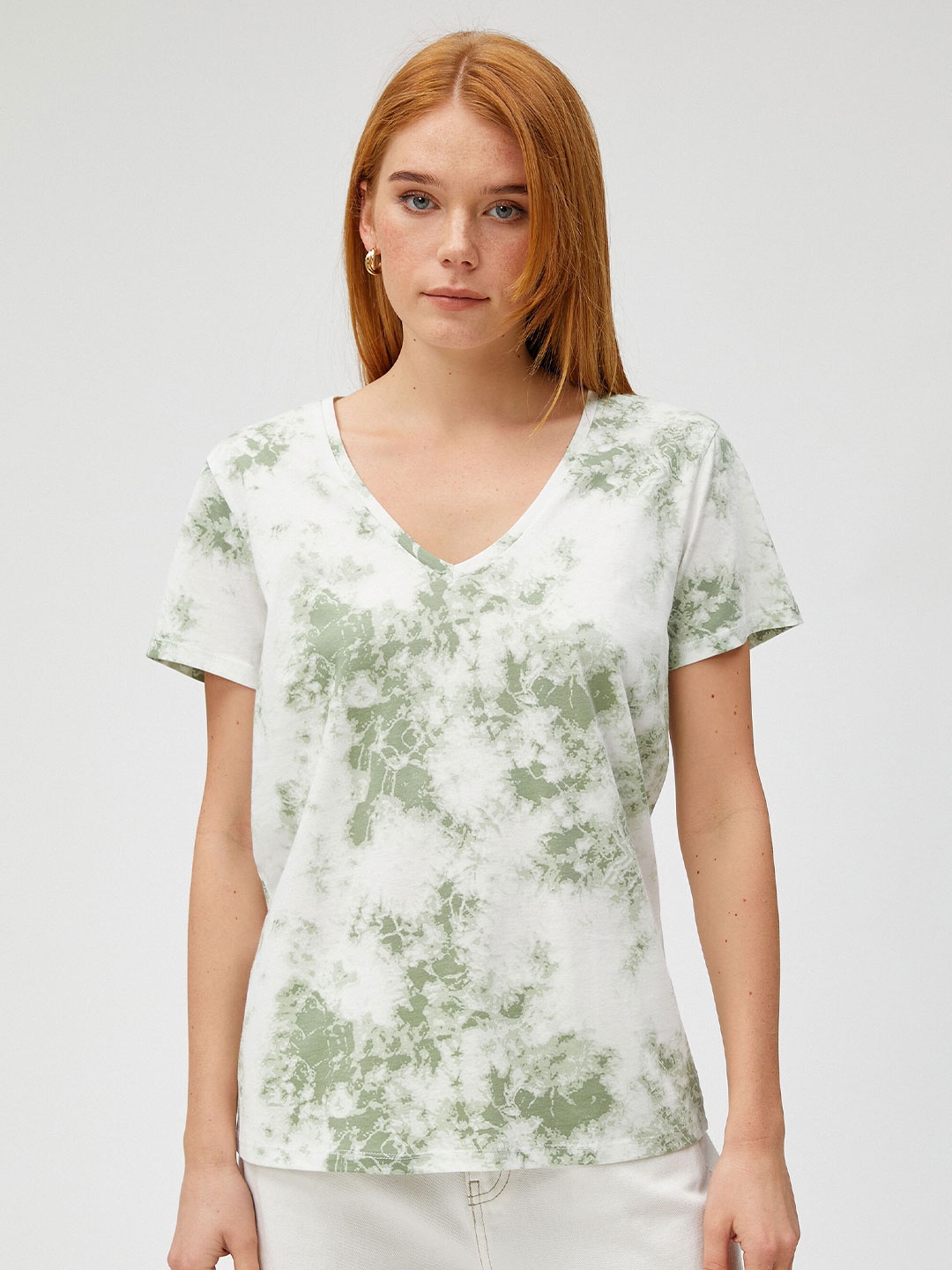 

Koton Dyed V-Neck Pure Cotton T-shirt, Green