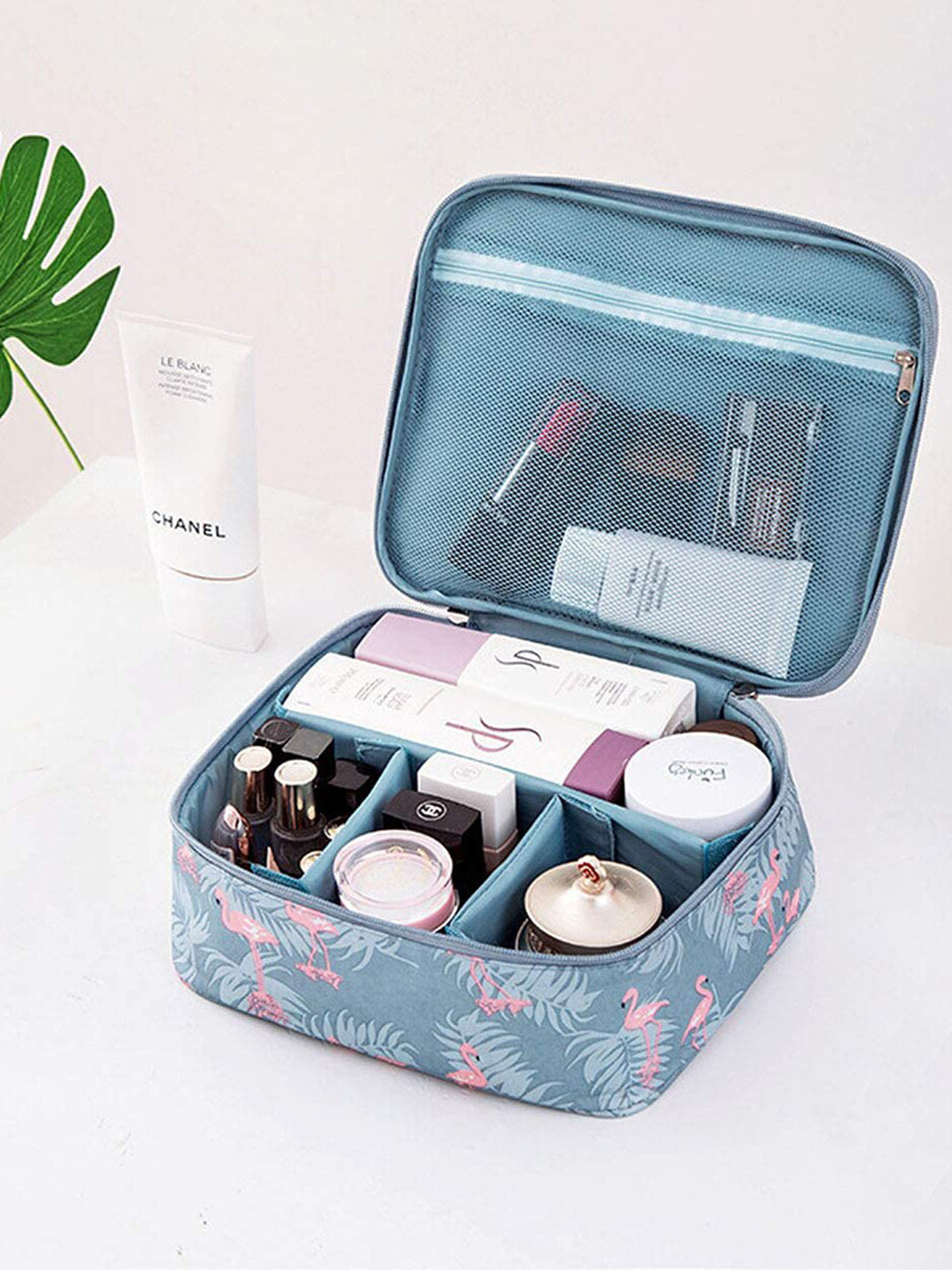 

HOUSE OF QUIRK Grey & Peach-Colored Printed Makeup Organiser
