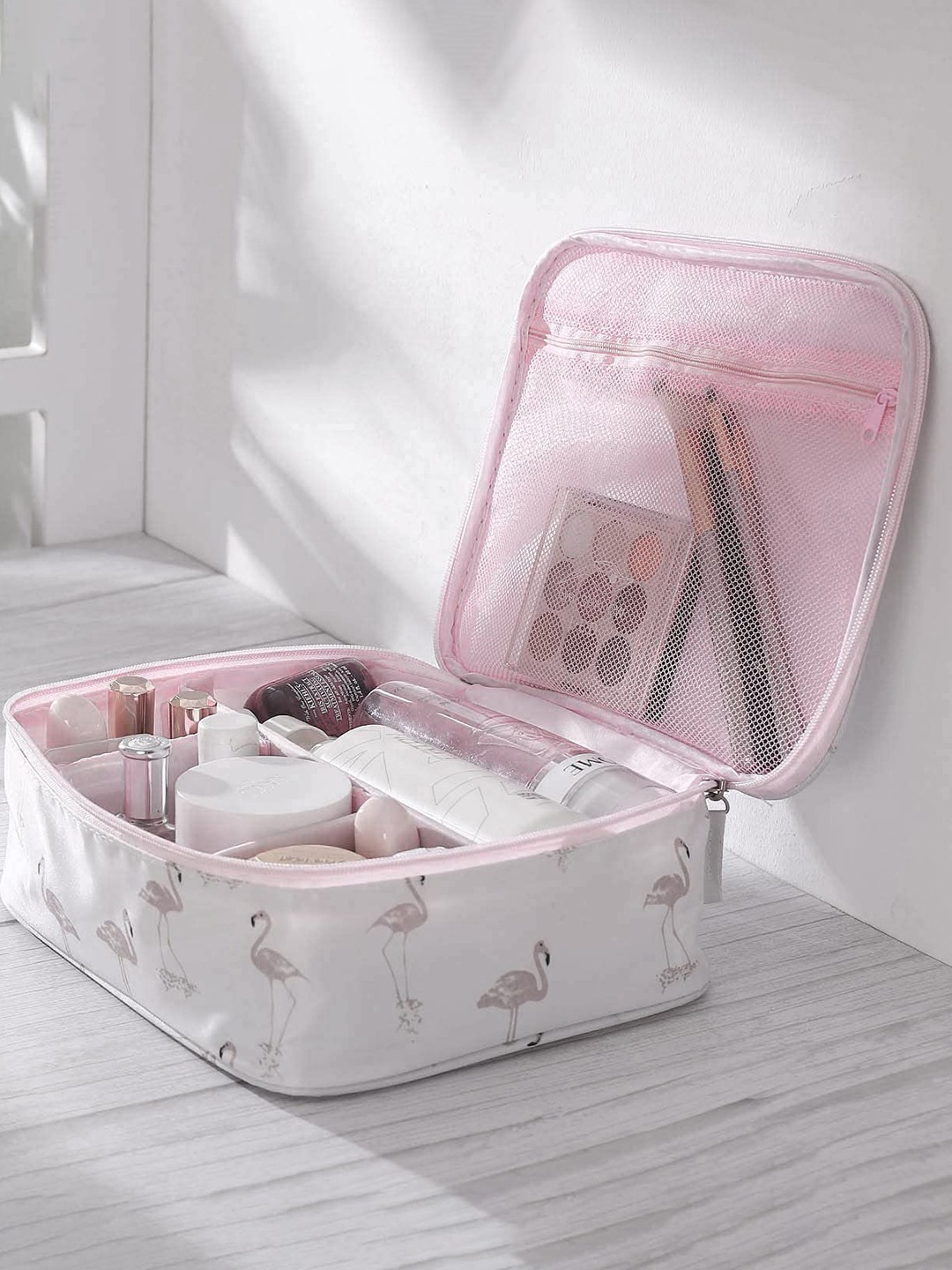 

HOUSE OF QUIRK Pink & White Printed Makeup Organiser