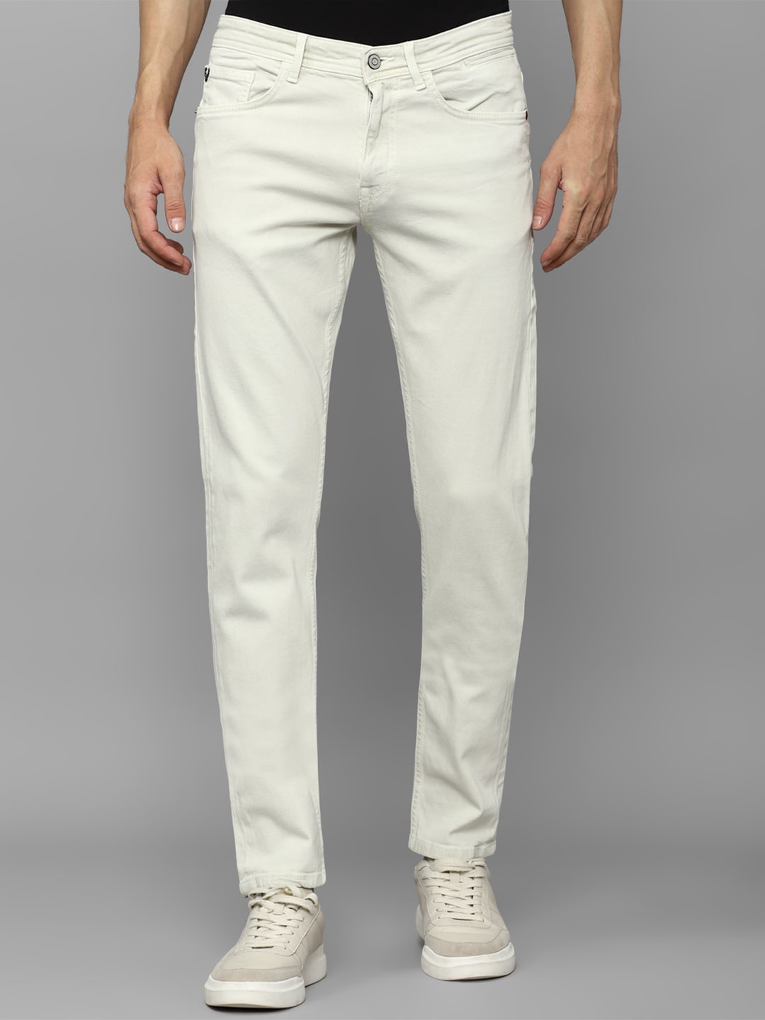 

Allen Solly Sport Men Skinny Fit Clean Look Stretchable Jeans, Cream