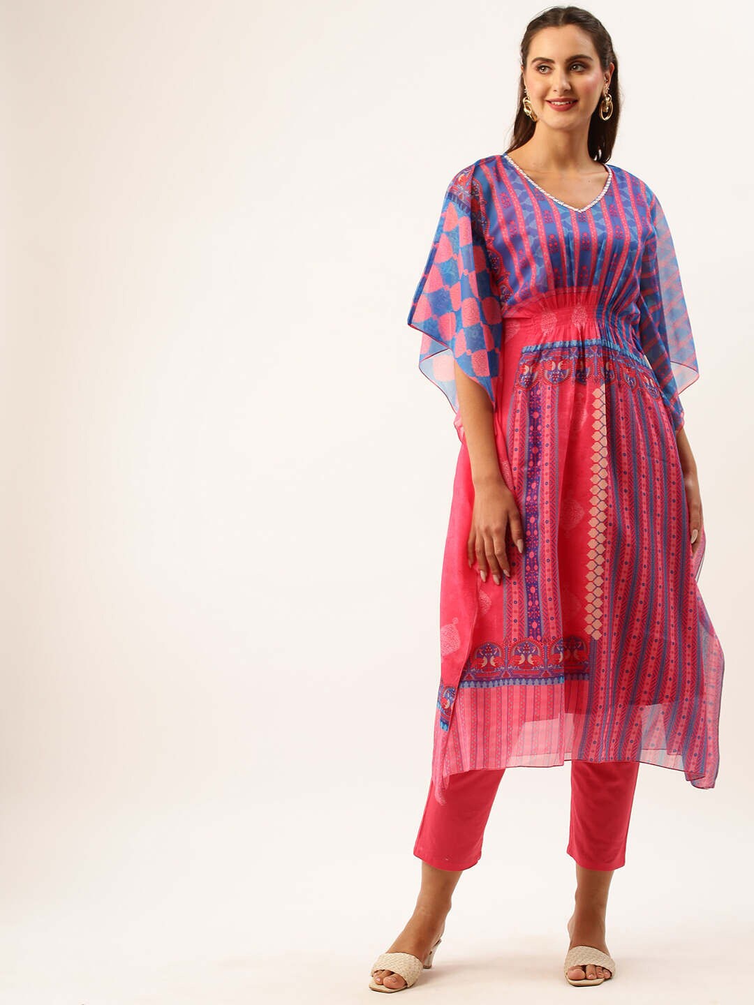 

ZOLA Blue & Pink Ethnic Motifs Printed Kaftan With Trousers