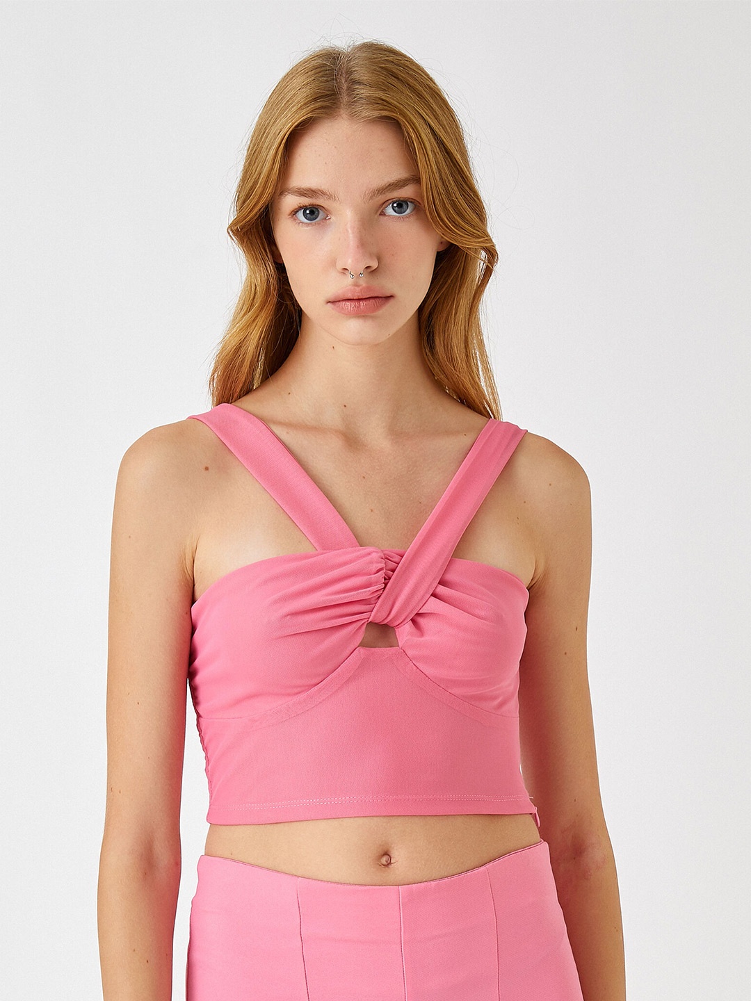 

Koton Shoulder Straps Cut-Out Fitted Crop Top, Pink