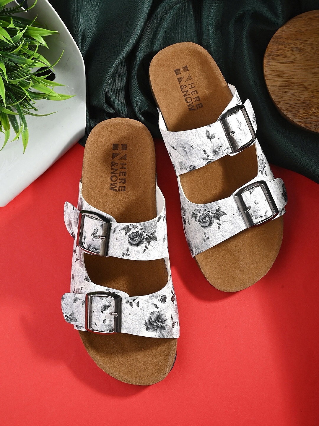 HERE&NOW White And Black Printed Open Toe Flats