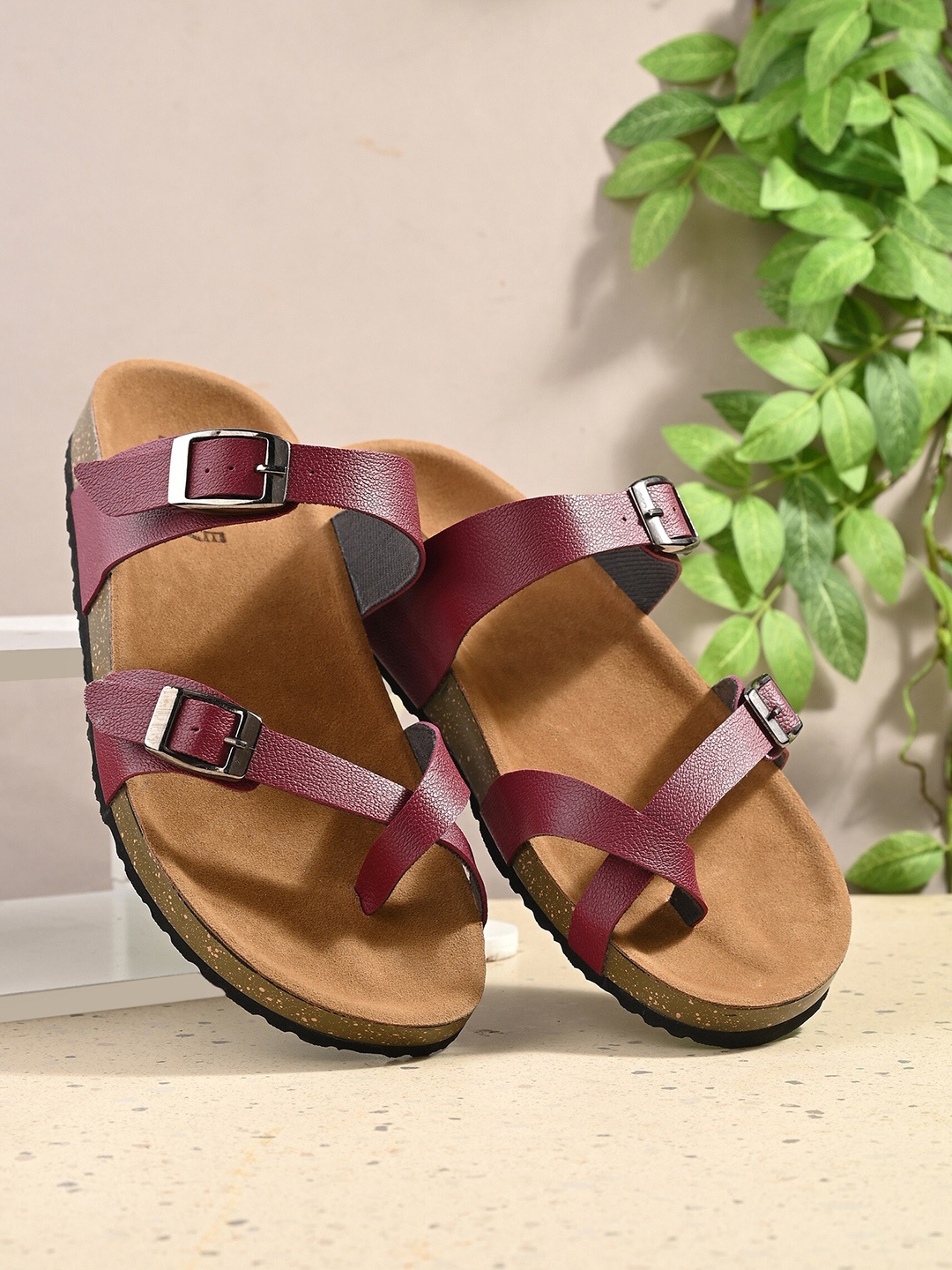 

HERE&NOW Maroon & Brown Open One Toe Flats With Buckle Detail