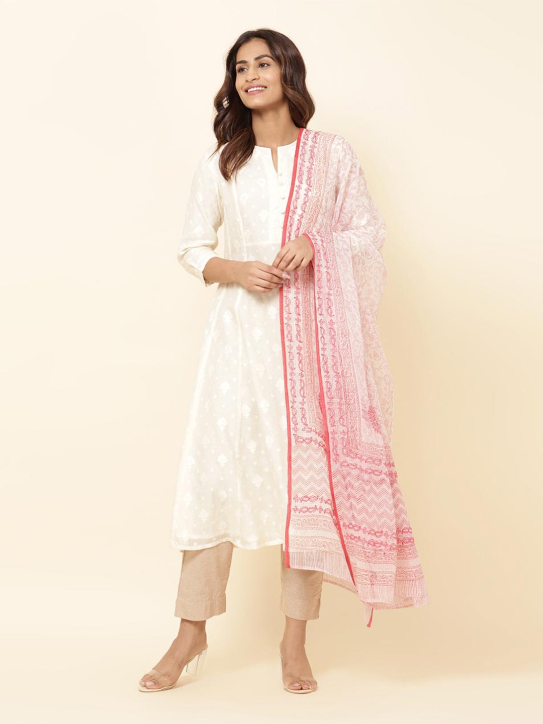 

Fabindia Ethnic Motifs Embroidered Cotton Silk Dupatta With Chikankari, White