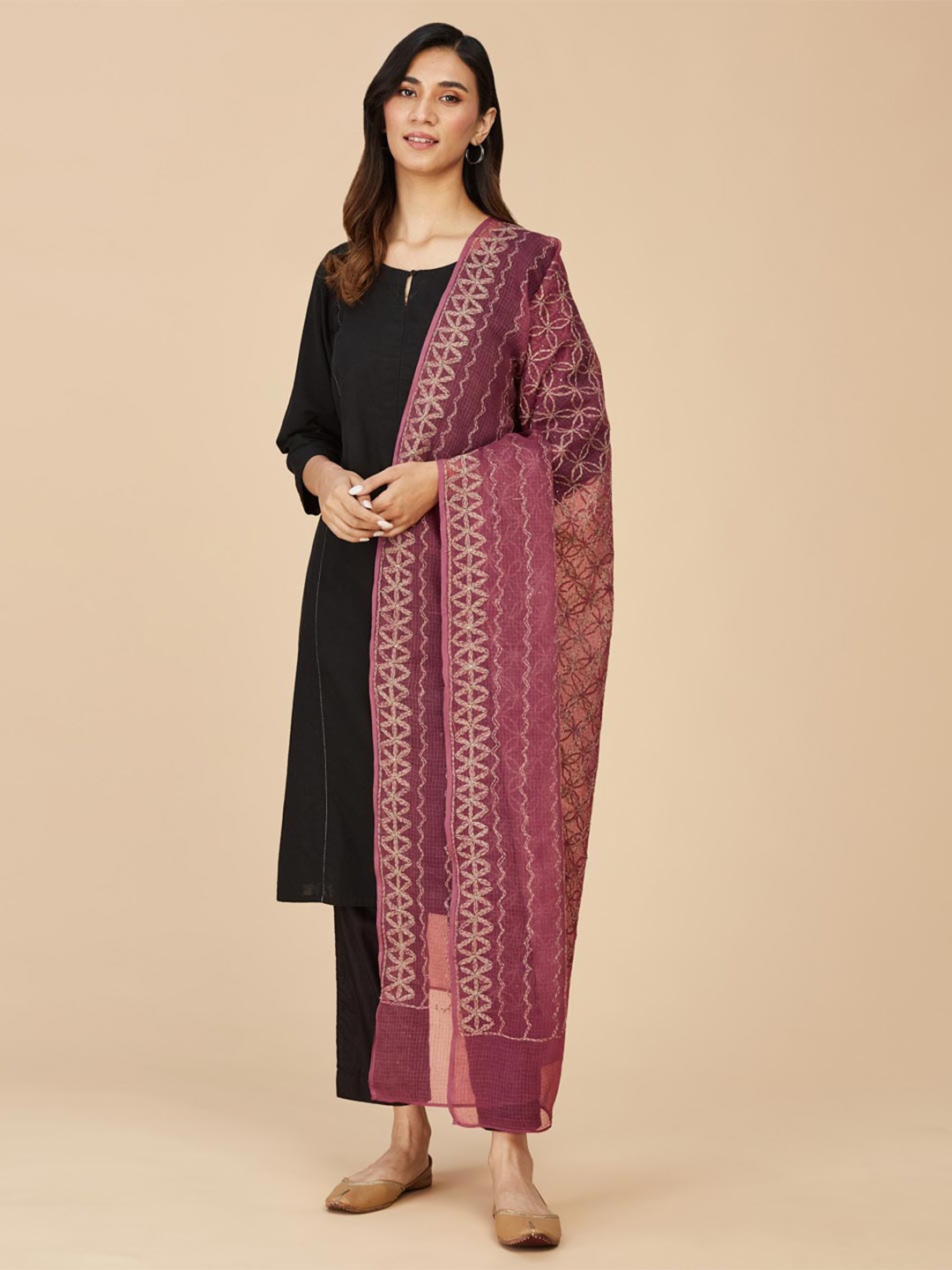 

Fabindia Ethnic Motifs Embroidered Cotton Silk Dupatta, Maroon