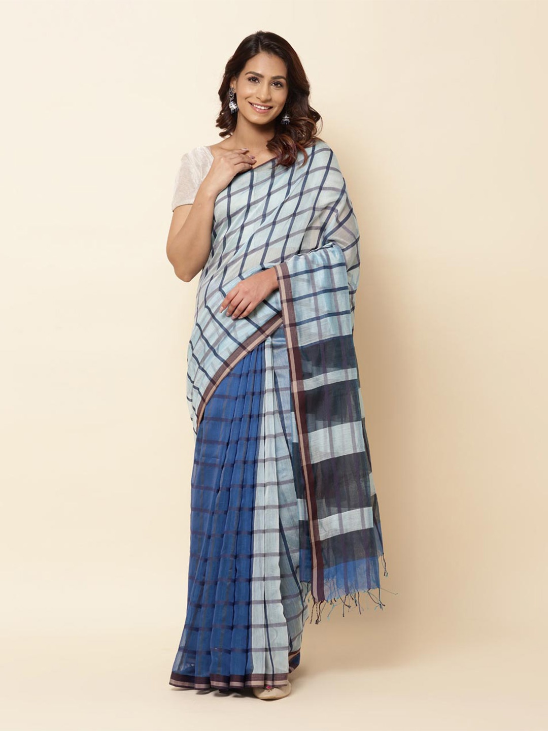 

Fabindia Viscose Rayon Checked Saree, Blue