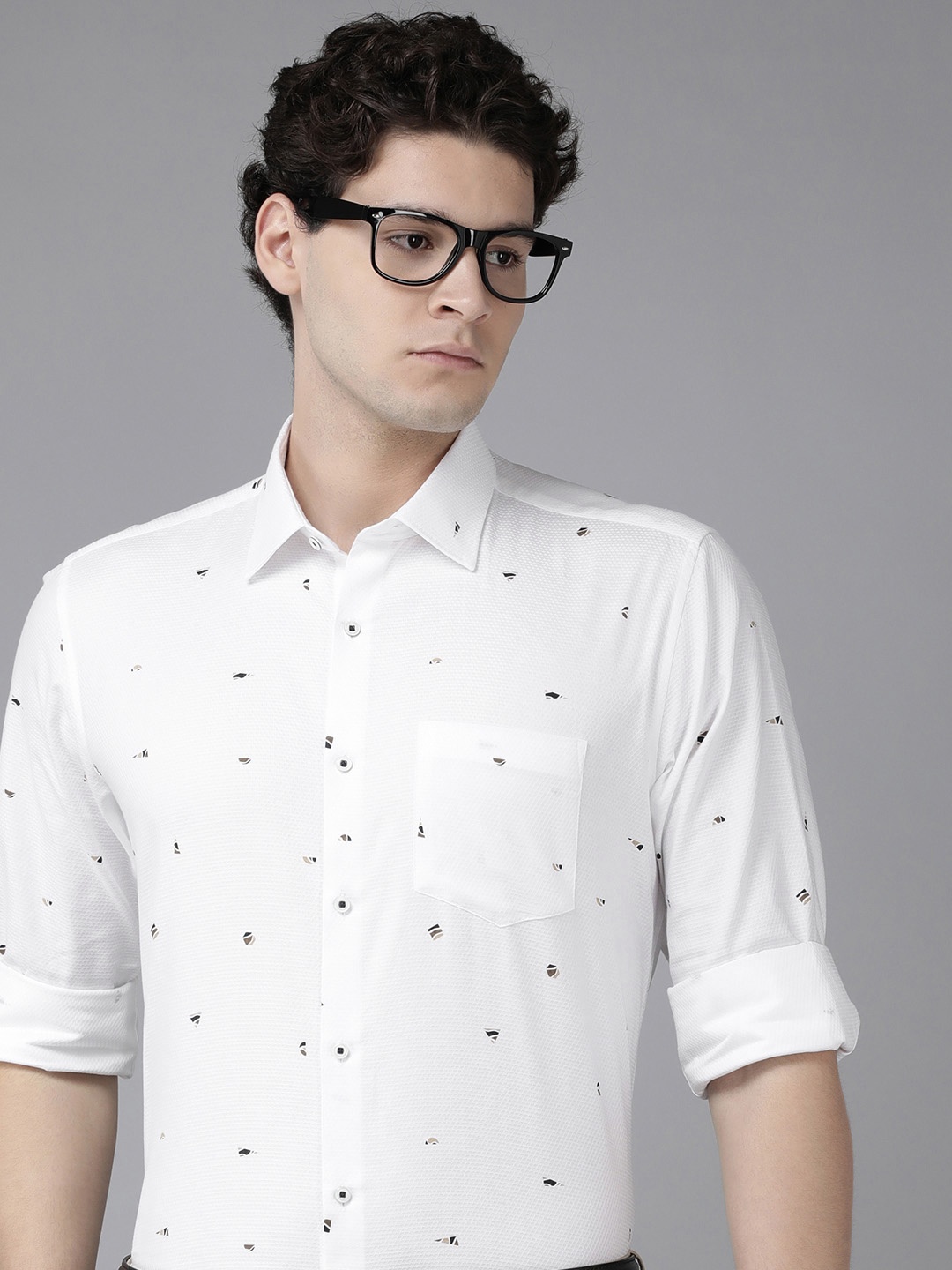 

Van Heusen Custom Fit Geometric Printed Pure Cotton Formal Shirt, White