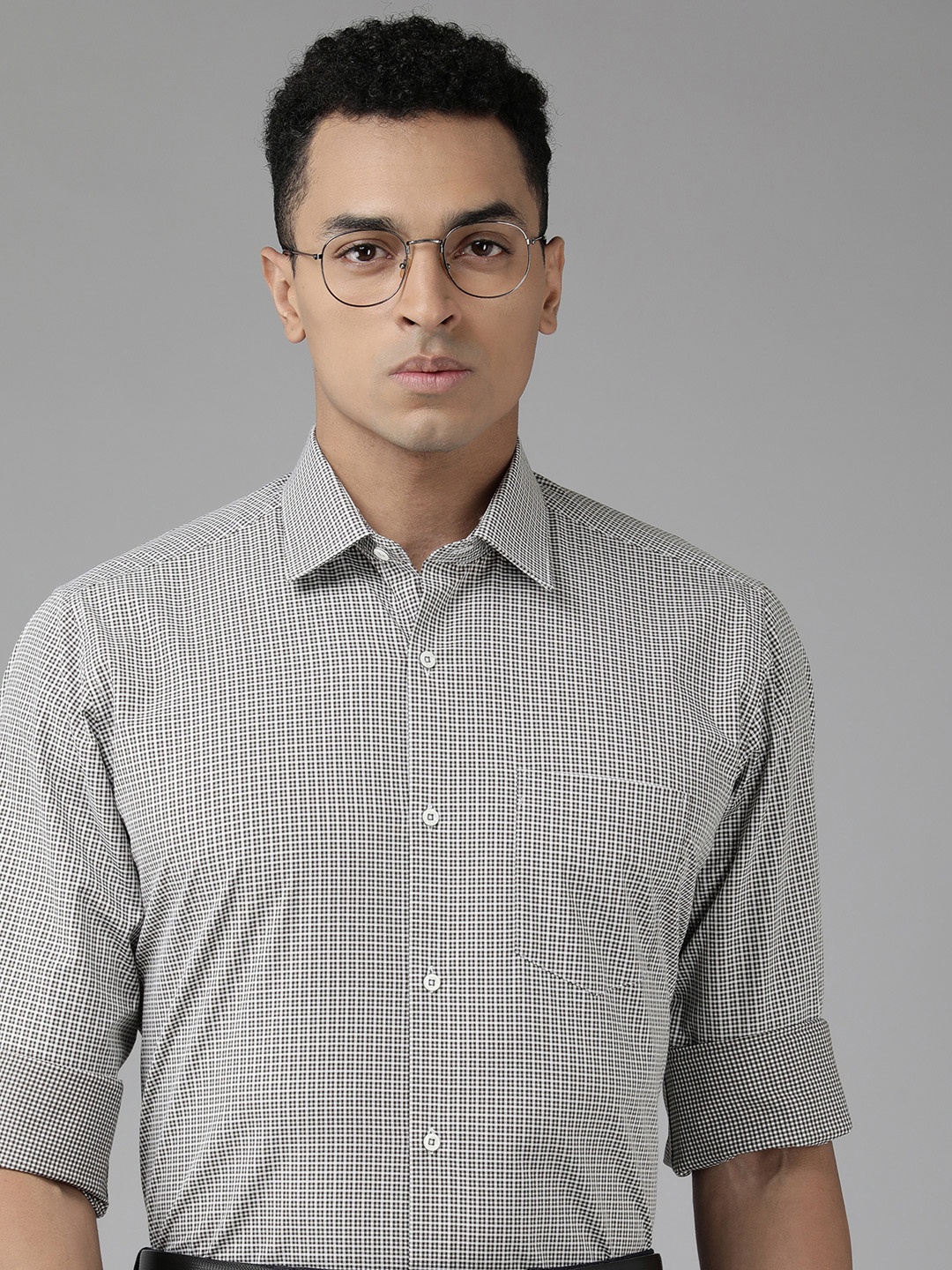 

Van Heusen Custom Fit Checked Formal Shirt, Brown