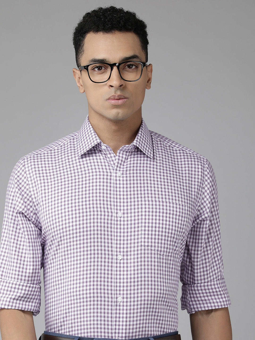 

Van Heusen Men Custom Fit Opaque Checked Pure Cotton Formal Shirt, Purple