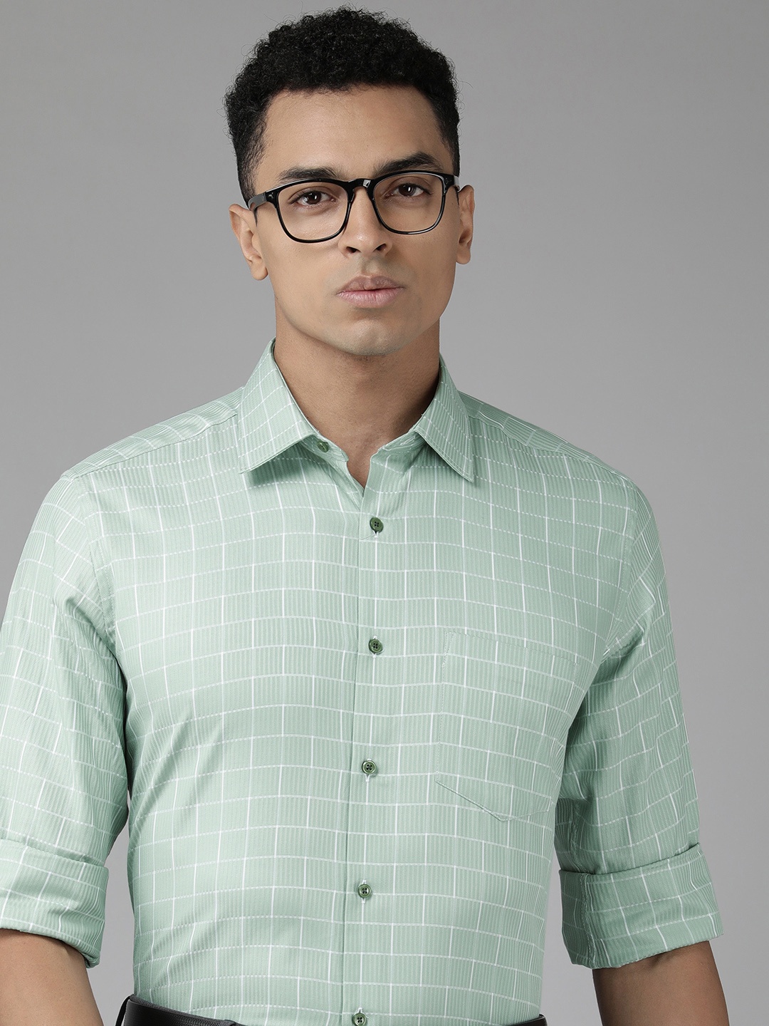 

Van Heusen Custom Fit Checked Pure Cotton Formal Shirt, Green