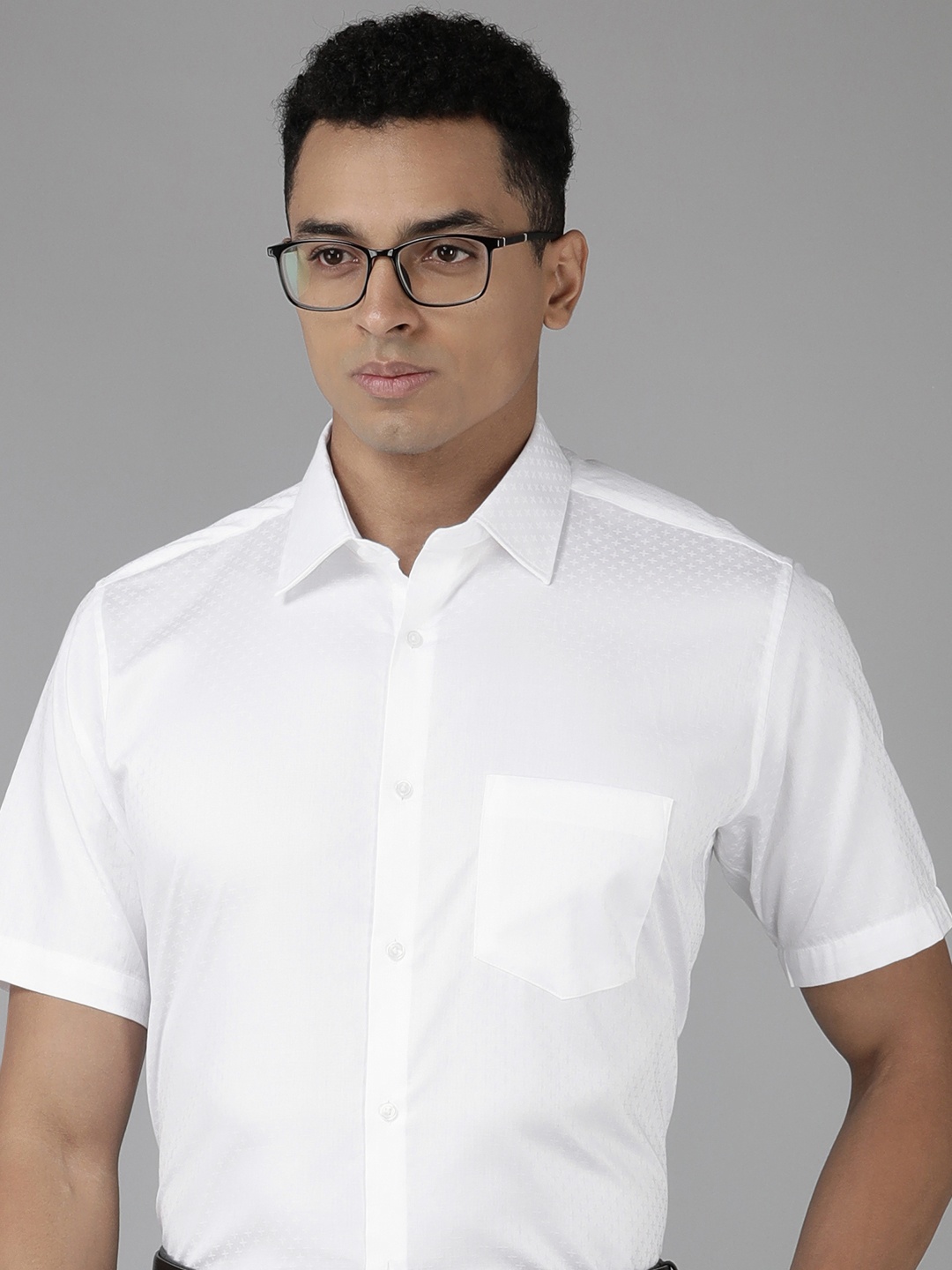 

Van Heusen Custom Fit Pure Cotton Formal Shirt, White