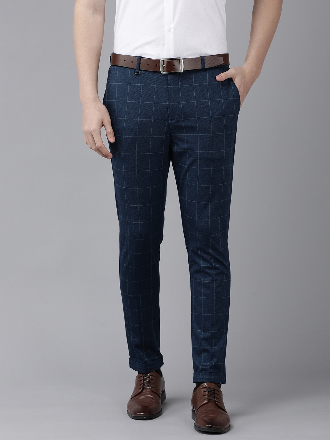 

Van Heusen Men Checked Carrot Fit Formal Trousers, Navy blue