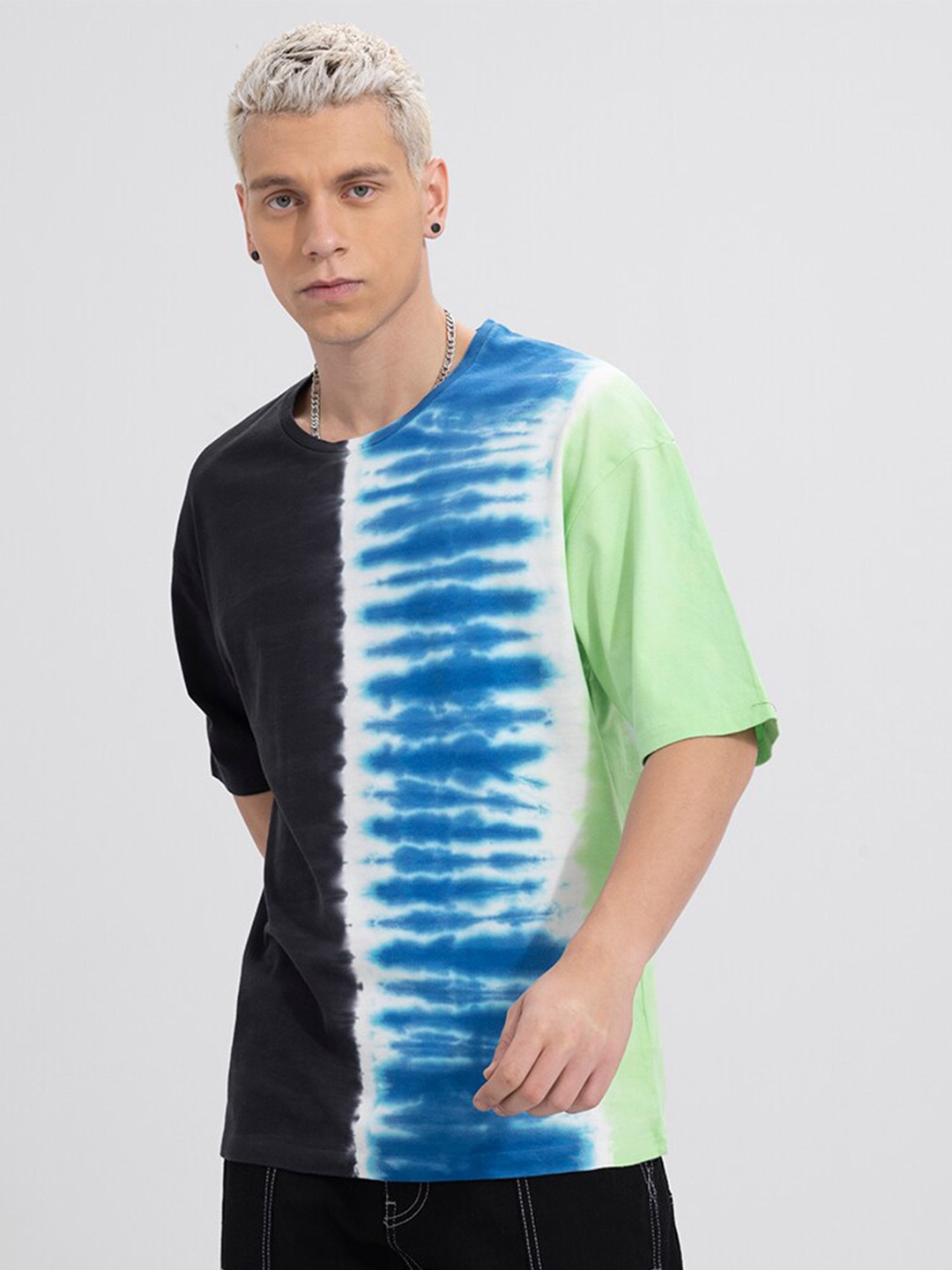 

Snitch Blue & Black Tie & Dye Drop Shoulder Sleeves Oversized Cotton T-shirt