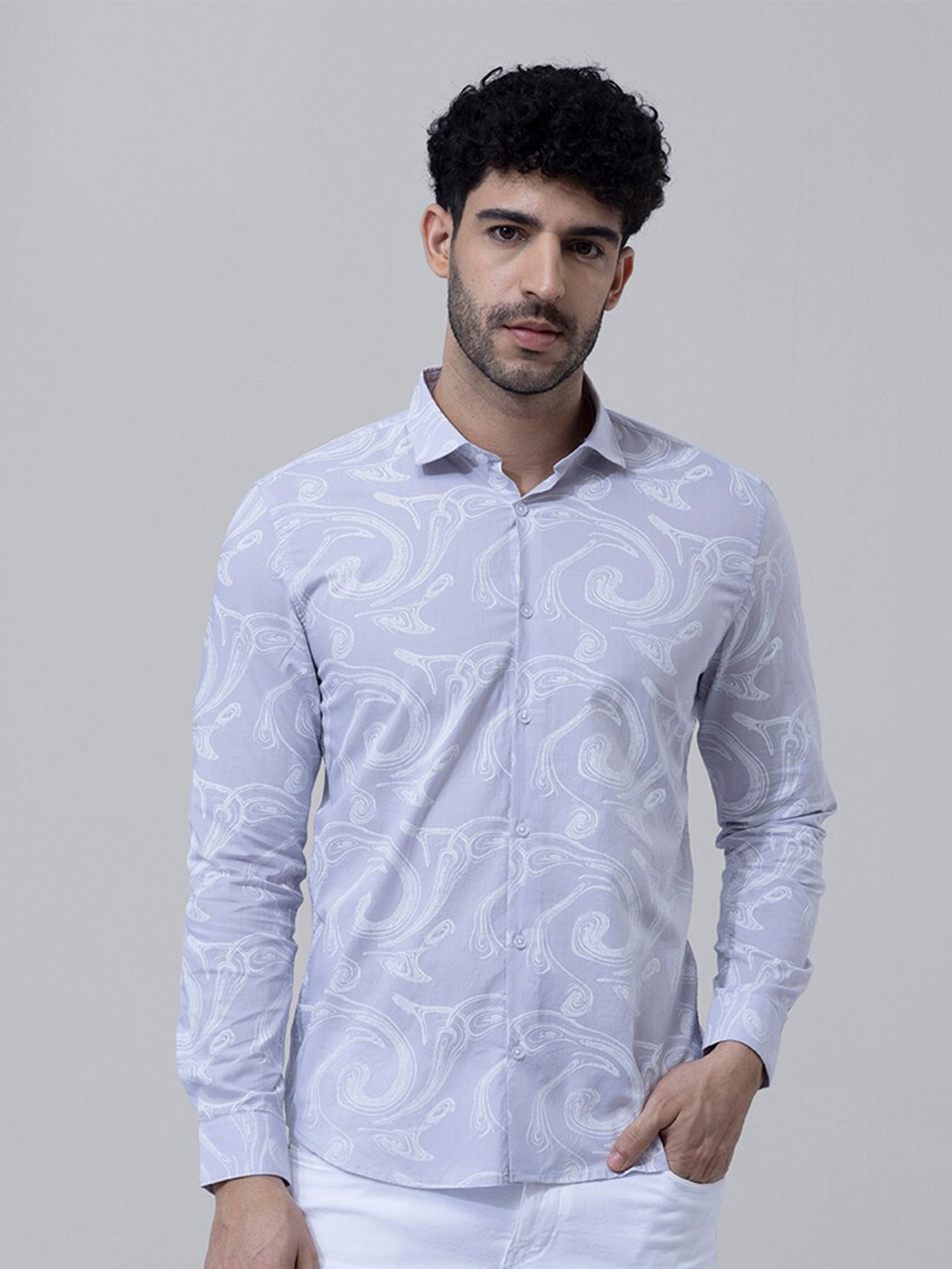 

Snitch Lavender Abstract Printed Cotton Slim Fit Casual Shirt