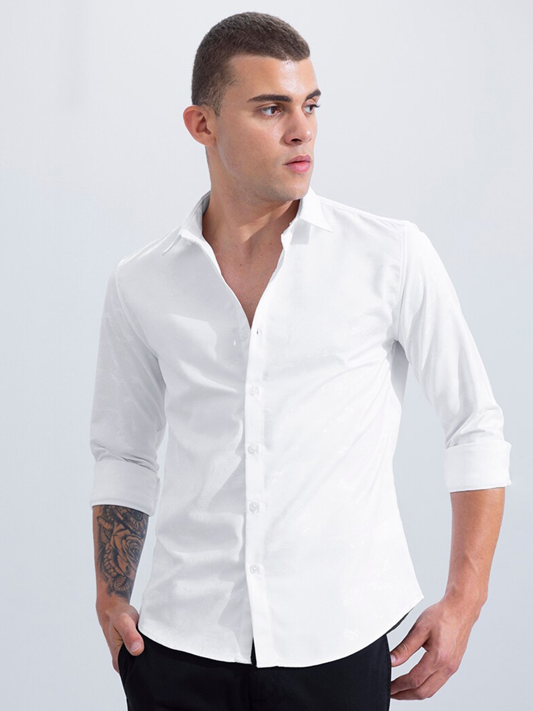 

Snitch White Self Design Spread Collar Slim Fit Casual Shirt