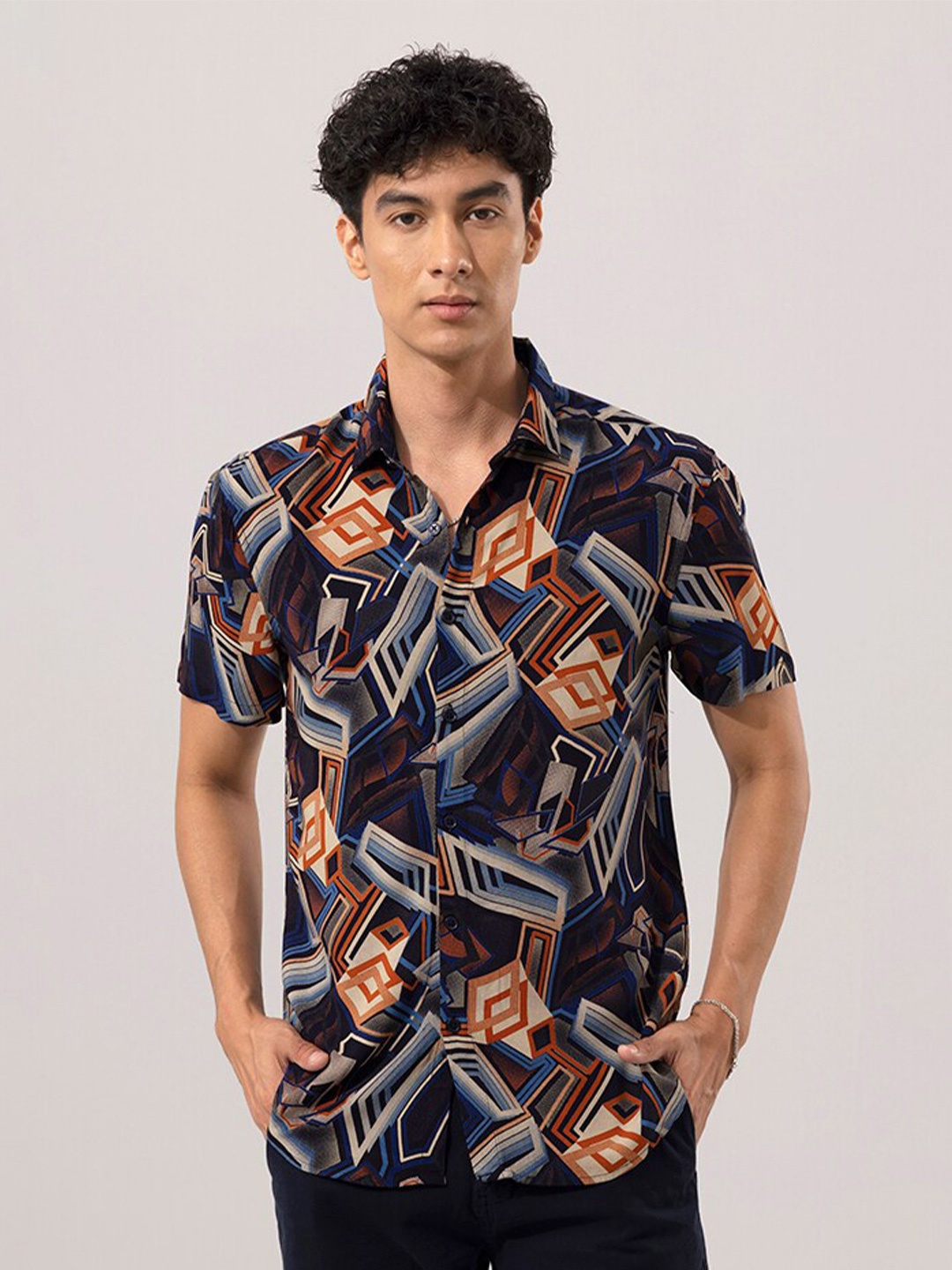

Snitch Navy Blue Abstract Printed Slim Fit Casual Shirt