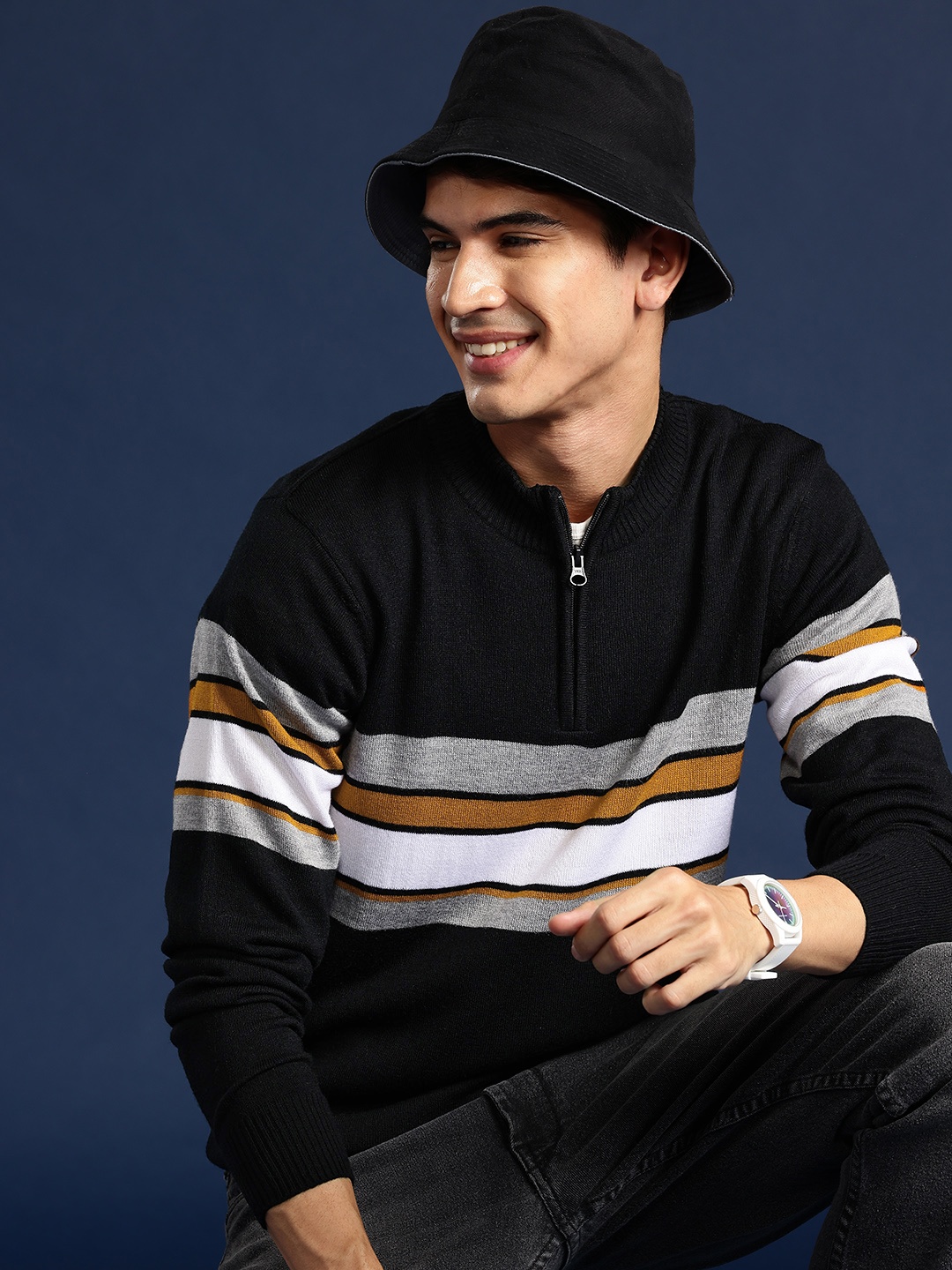 

Mast & Harbour Men Striped Pullover, Black