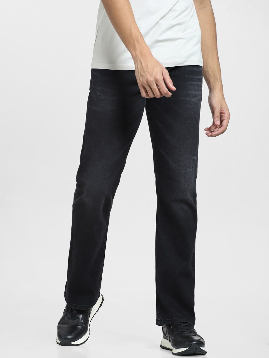 

Jack & Jones Men Low-Rise Clean Look Stretchable Jeans, Black