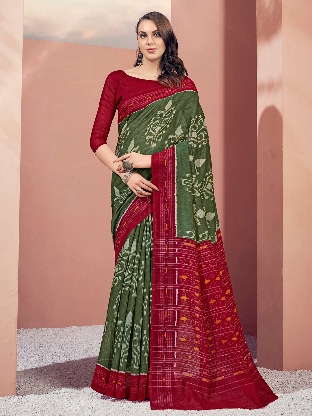 

Mitera Green & Red Ethnic Motifs Printed Saree