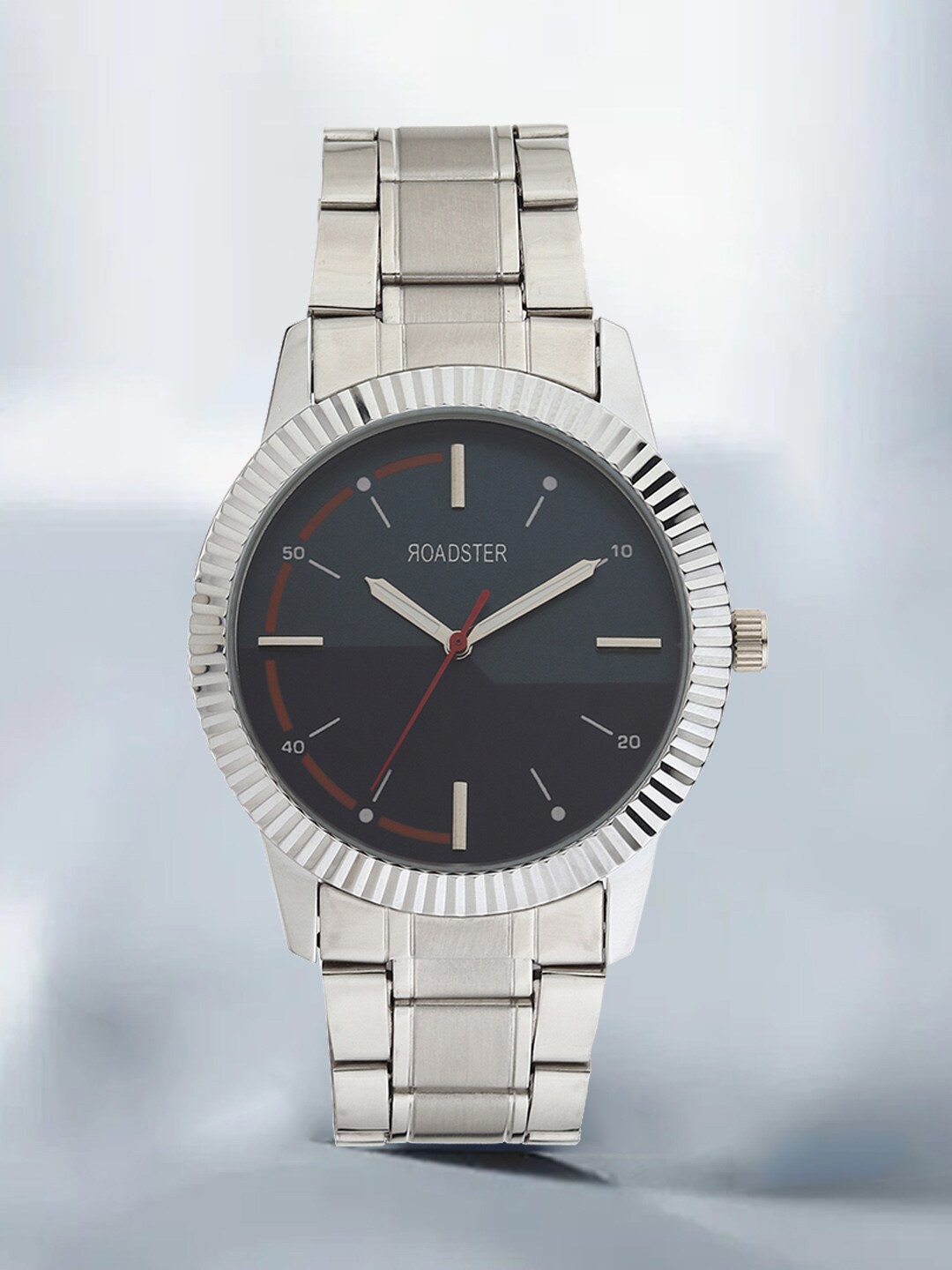 

Roadster Men Black & Silver-Toned Stylish Analog Bracelet Style Watch