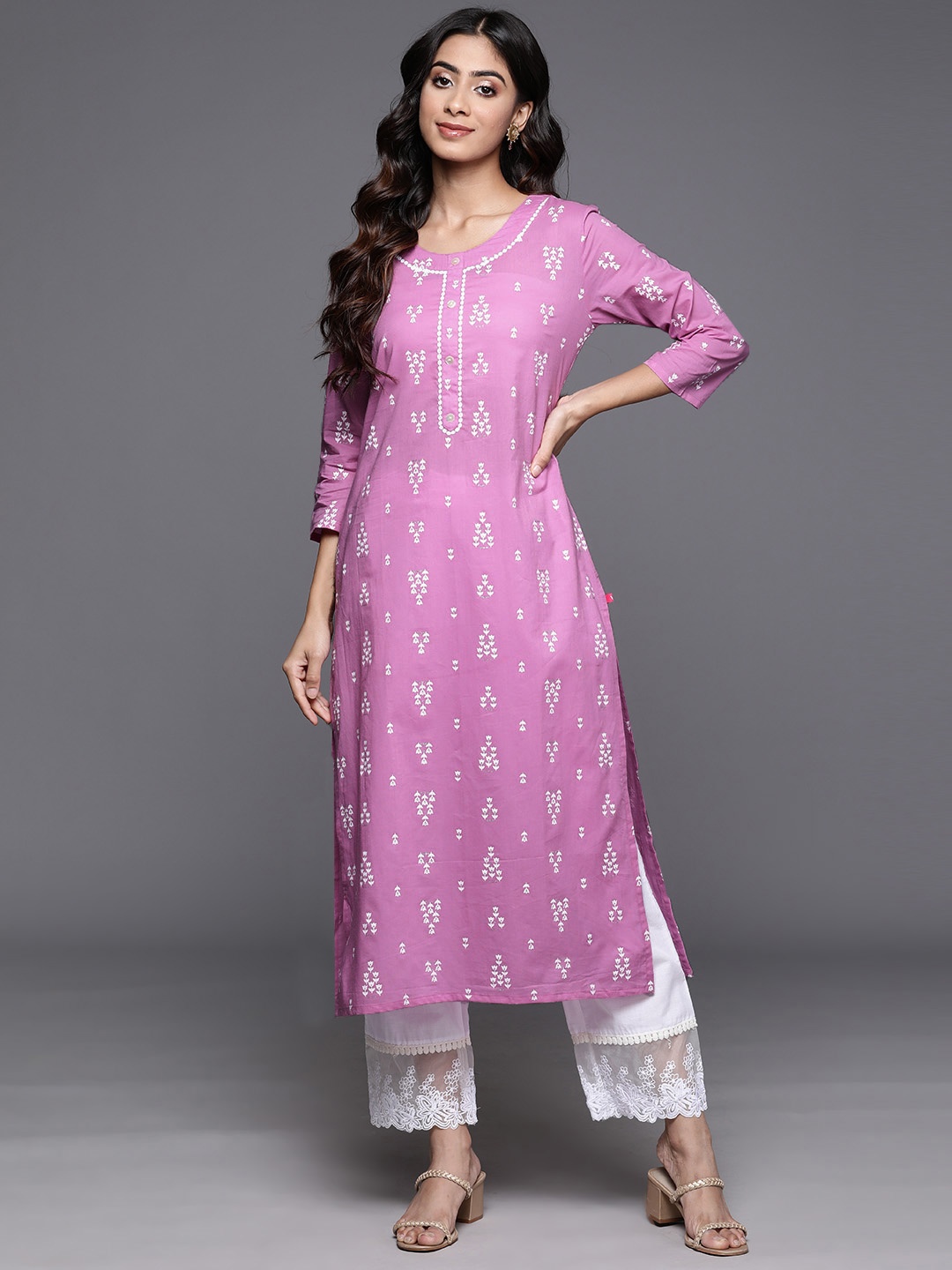 

Varanga Women Floral Printed Thread Work Cotton Block Print Kurta, Pink