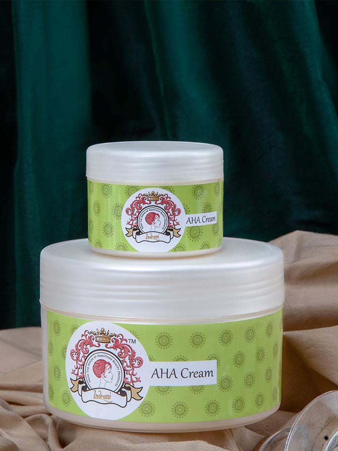 

Indrani Cosmetics Skin Brightening AHA Cream - 300 g, Lime green