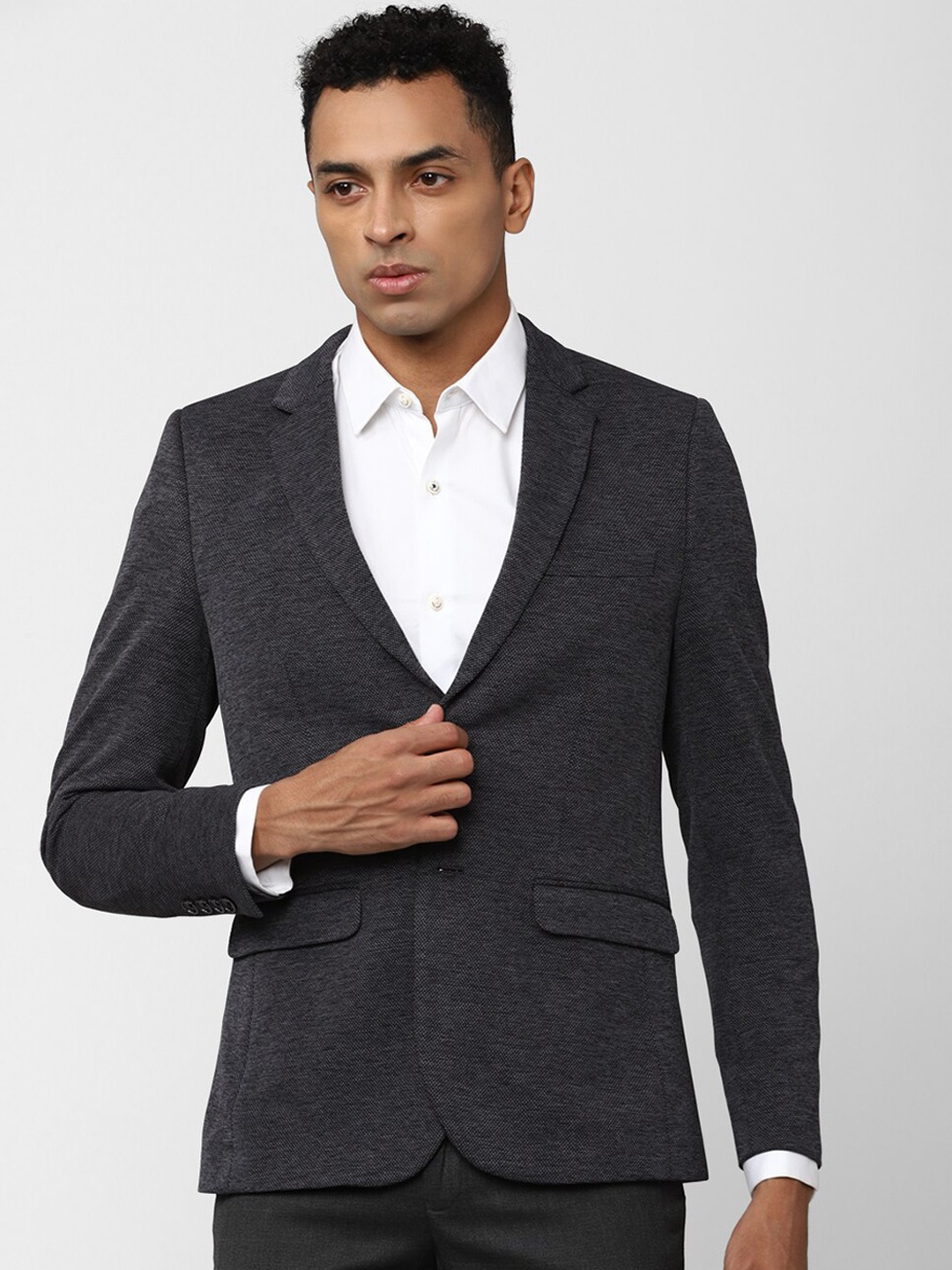 

Van Heusen Slim Fit Single-Breasted Formal Blazer, Charcoal