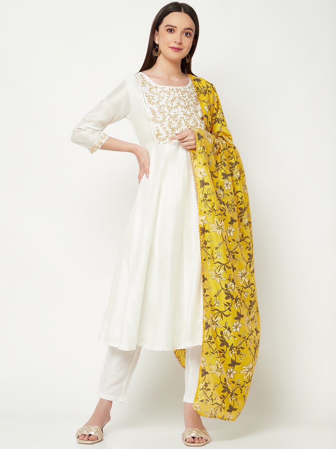 

IMARA Floral Angrakha Chanderi Cotton Kurta with Trousers & Dupatta, Off white