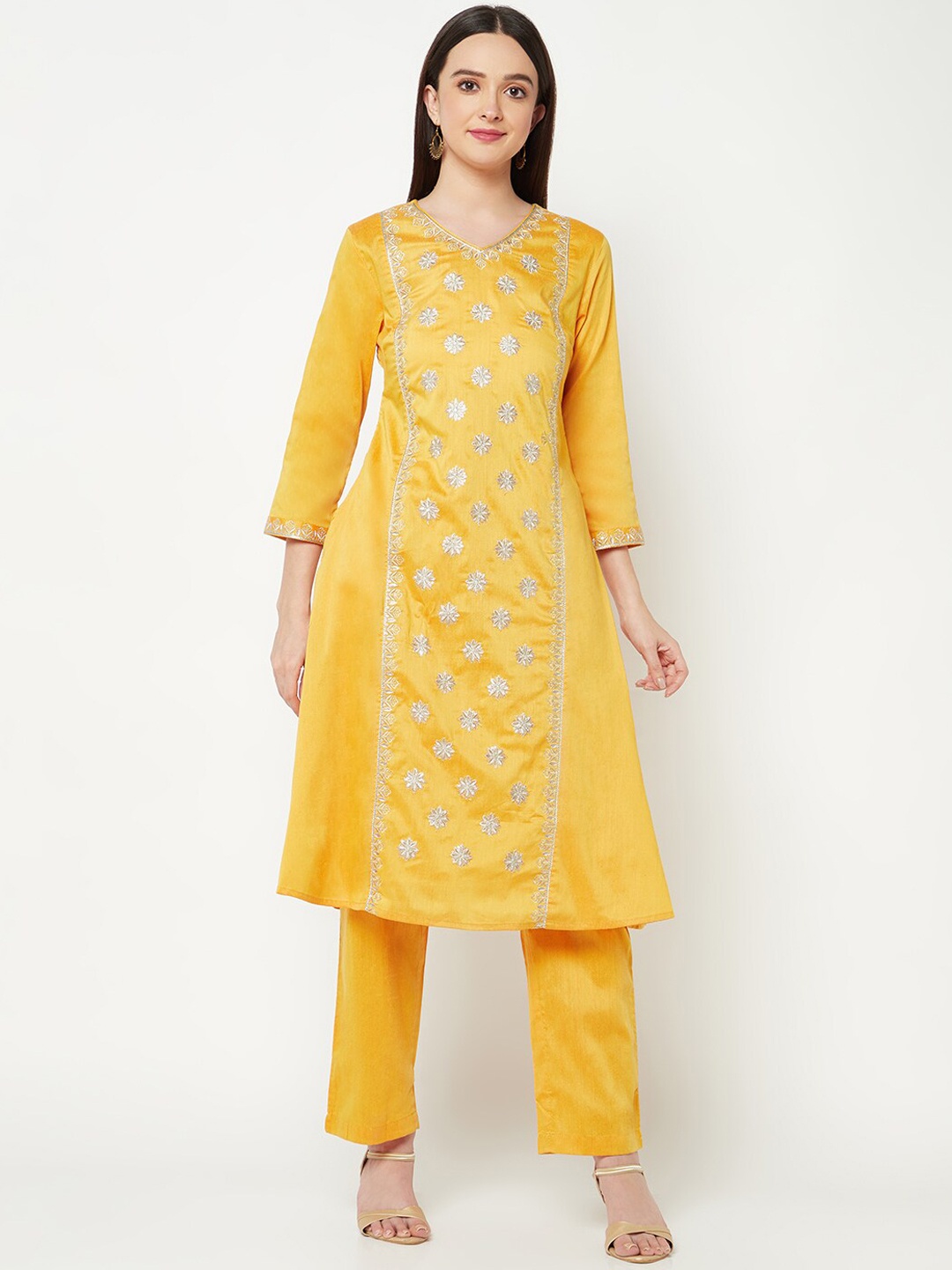 

IMARA Floral Embroidered Gotta Patti A-Line Kurta With Trousers, Yellow