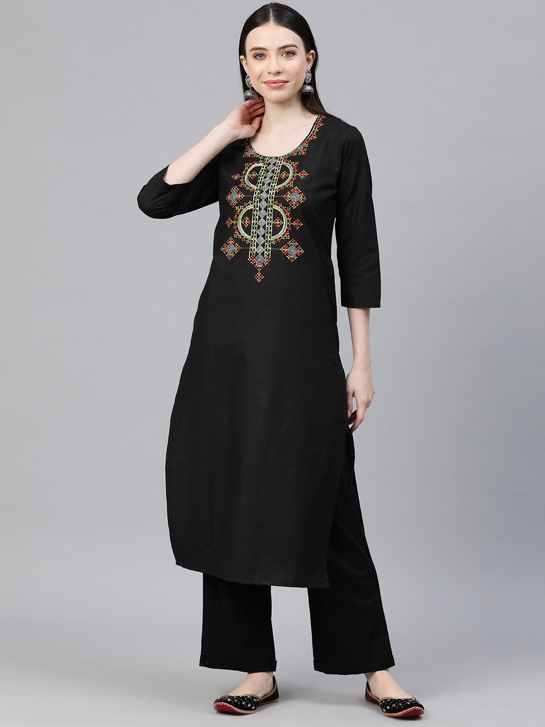 

Cottinfab Geometric Embroidered Kantha Work Kurta, Black