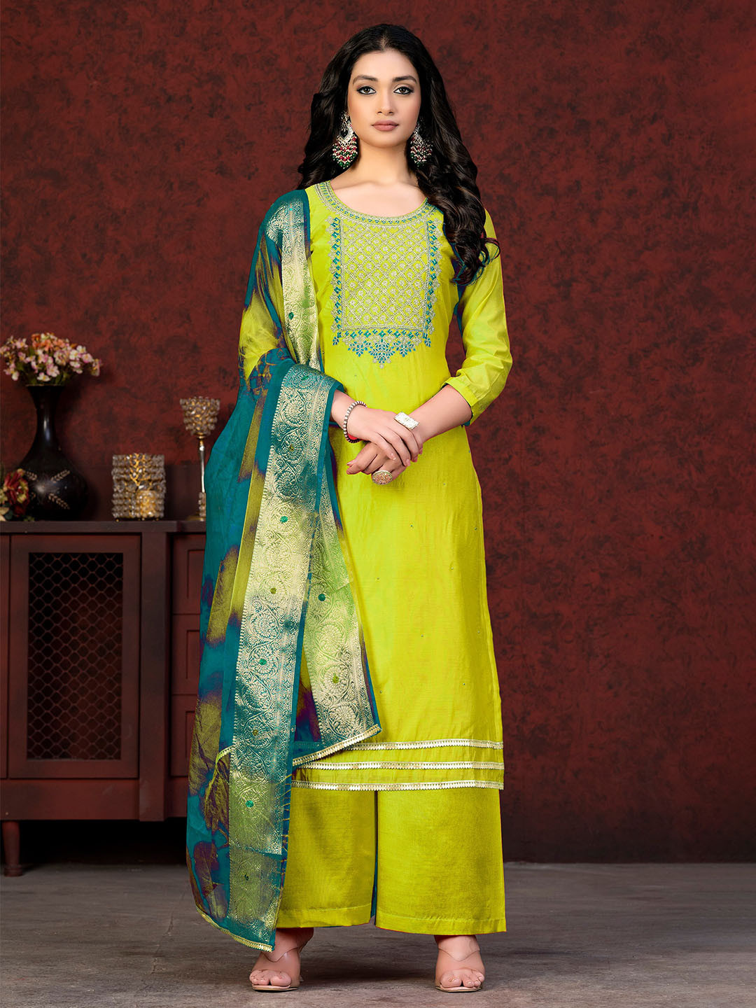 

SHADOW & SAINING Embroidered Unstitched Dress Material, Green