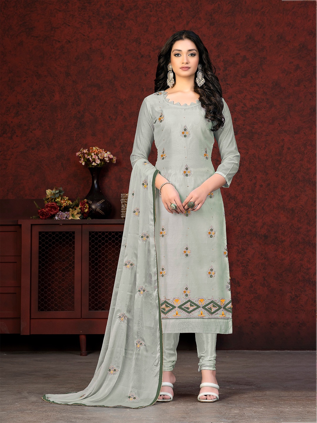 

SHADOW & SAINING Embroidered Unstitched Dress Material, Grey
