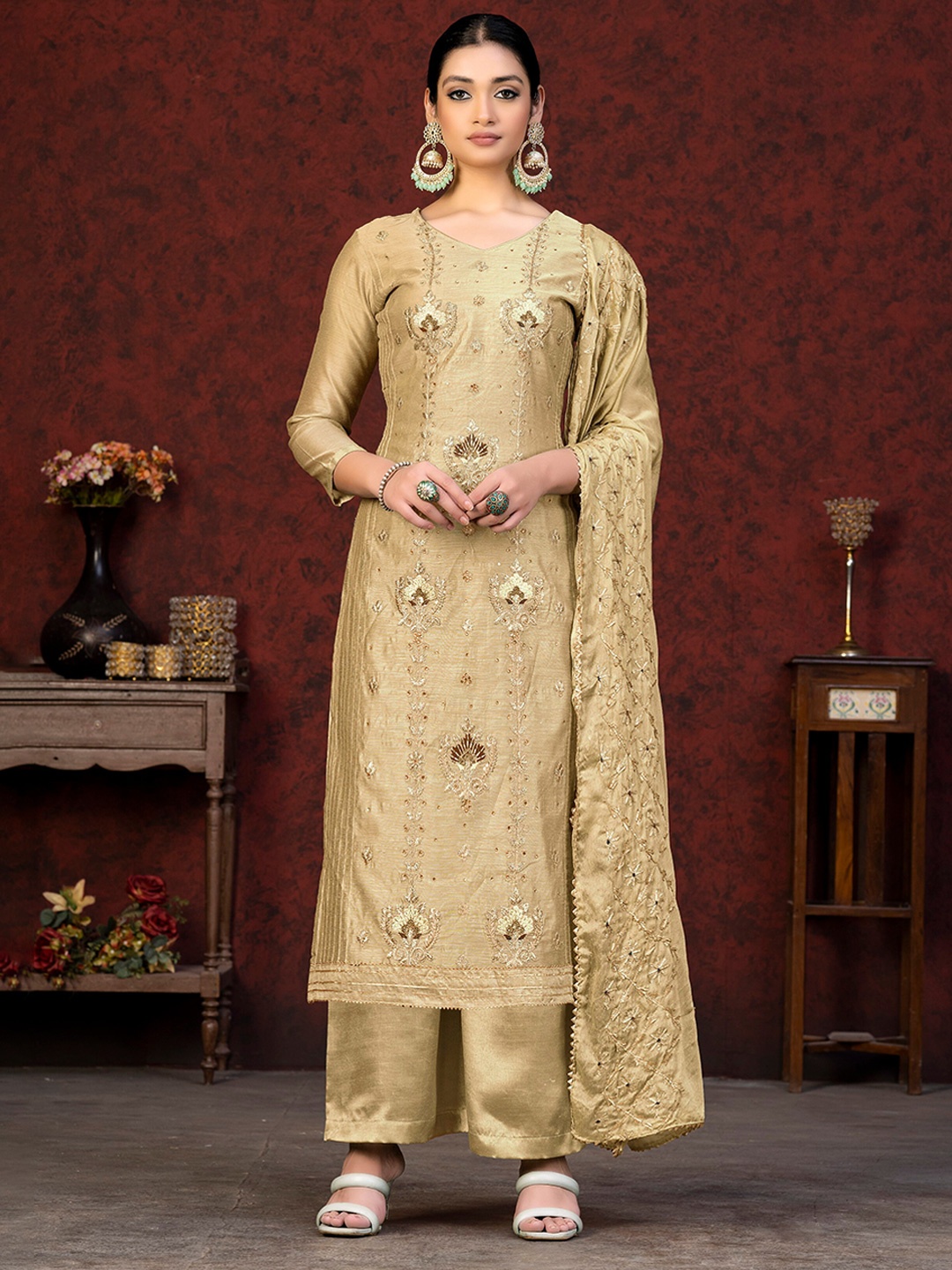 

SHADOW & SAINING Ethnic Motifs Embroidered Unstitched Dress Material, Beige