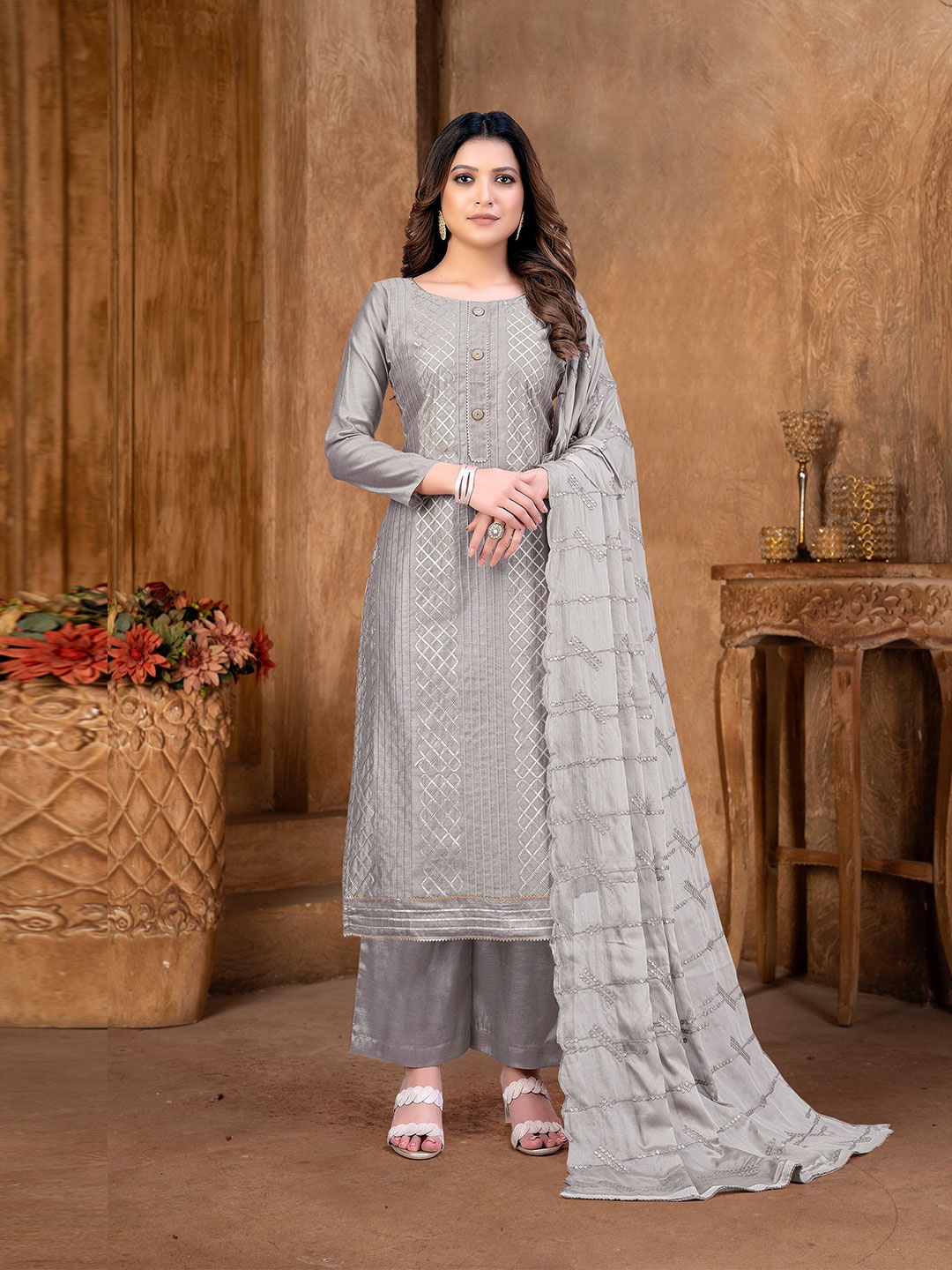 

SHADOW & SAINING Embroidered Unstitched Dress Material With Dupatta, Grey