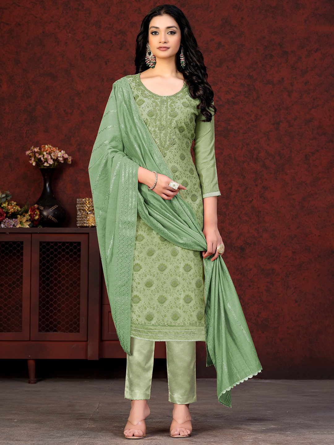 

SHADOW & SAINING Floral Printed Unstitched Dress Material, Green