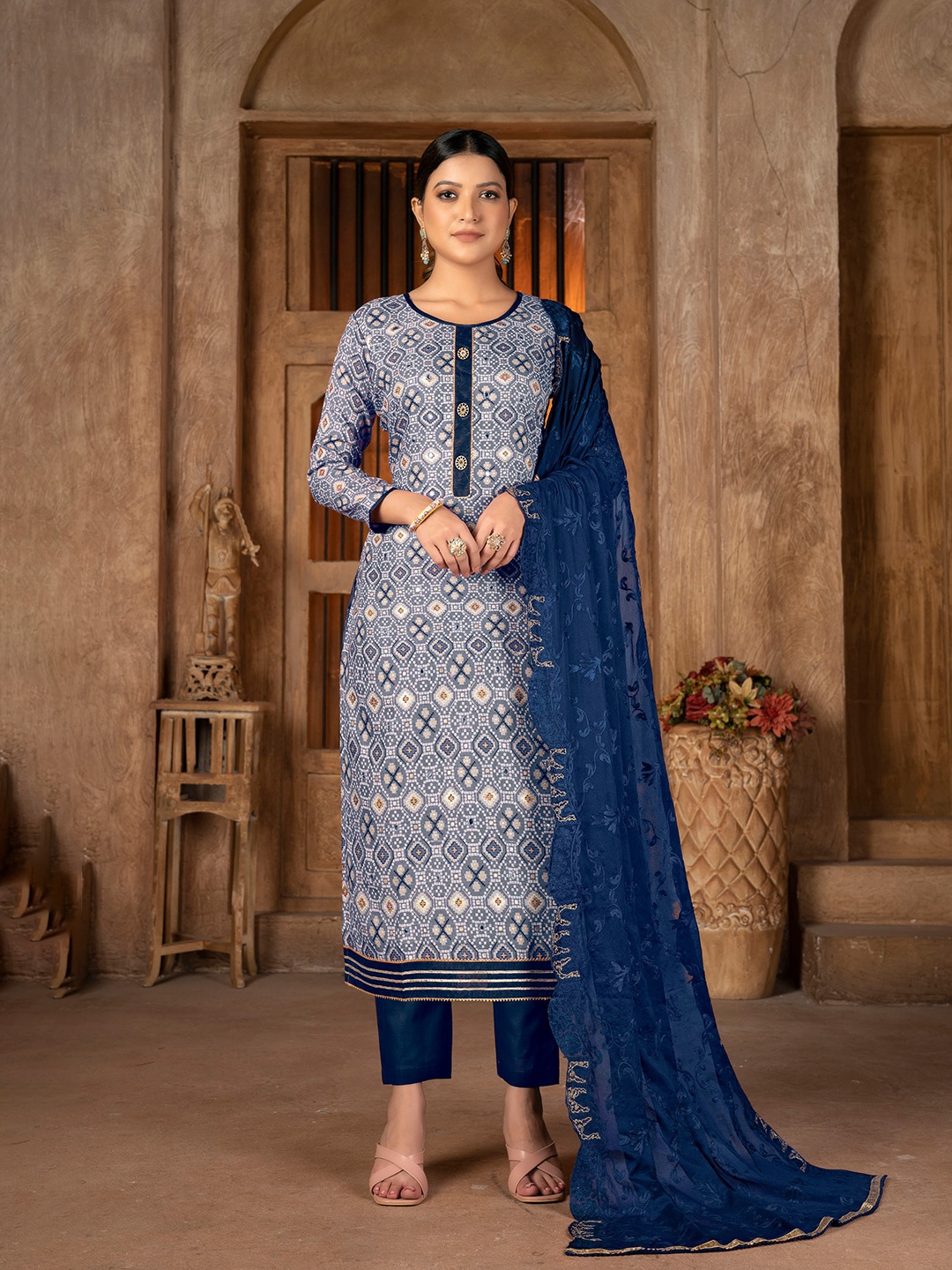 

SHADOW & SAINING Bandhani Printed Unstitched Dress Material, Blue