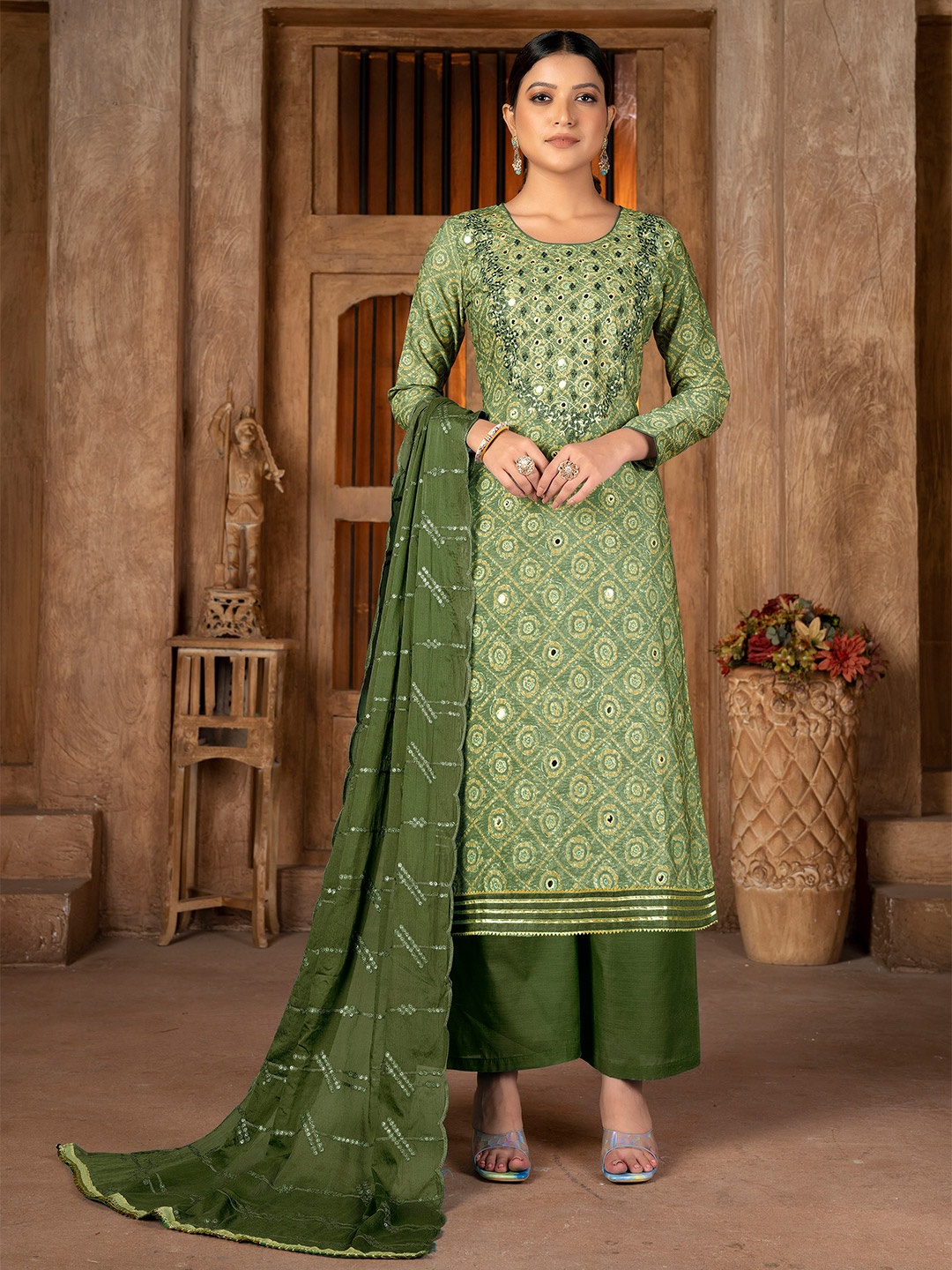 

SHADOW & SAINING Floral Embroidered Mirror Work Unstitched Dress Material, Green
