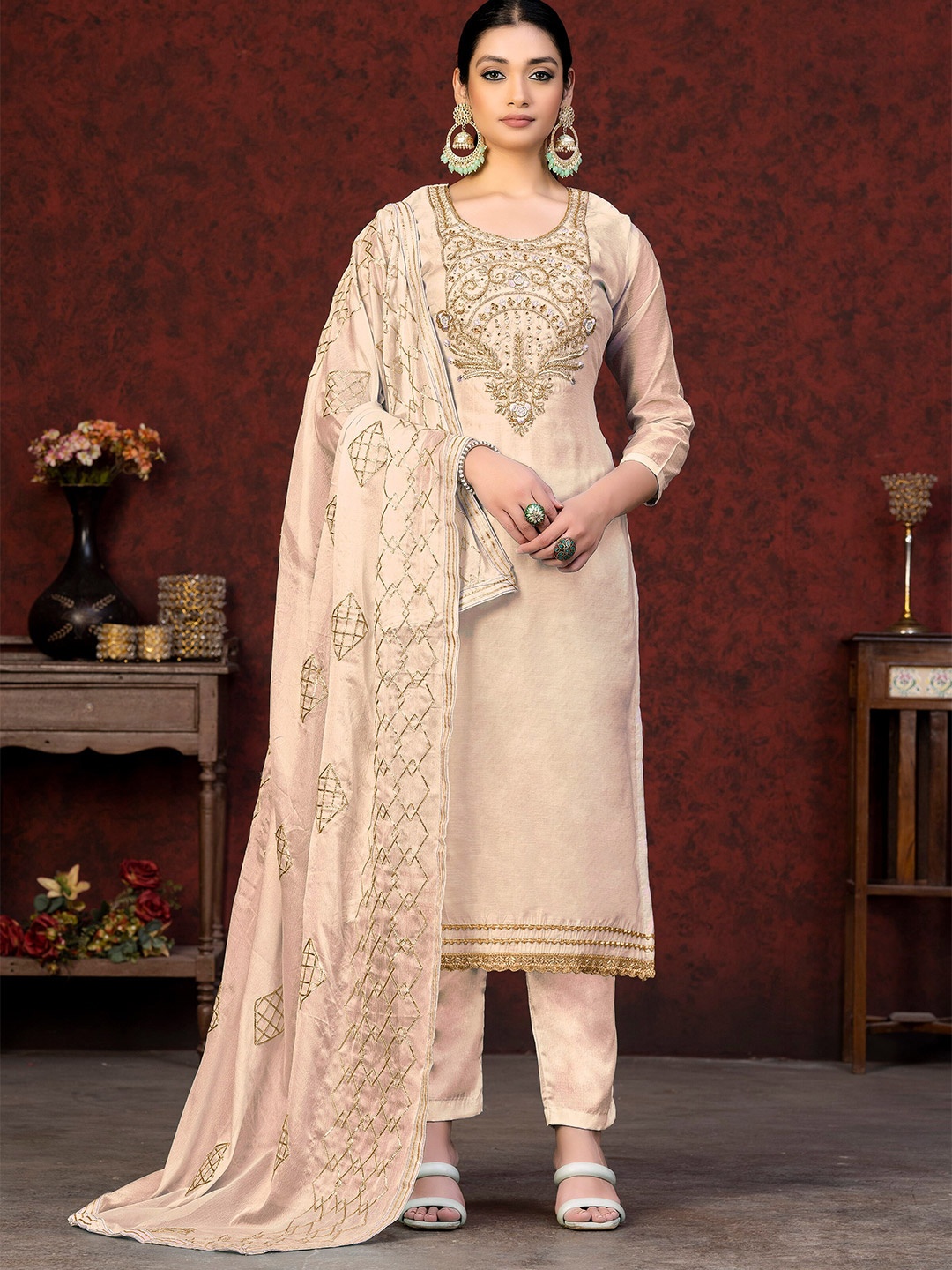 

SHADOW & SAINING Ethnic Motif Embroidered Unstitched Dress Material With Dupatta, Beige