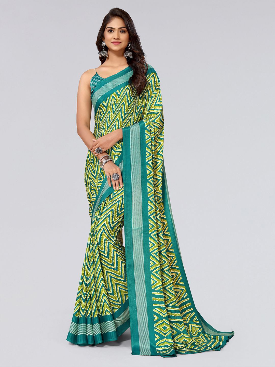 

KALINI Geometric Printed Zari Poly Chiffon Saree, Green