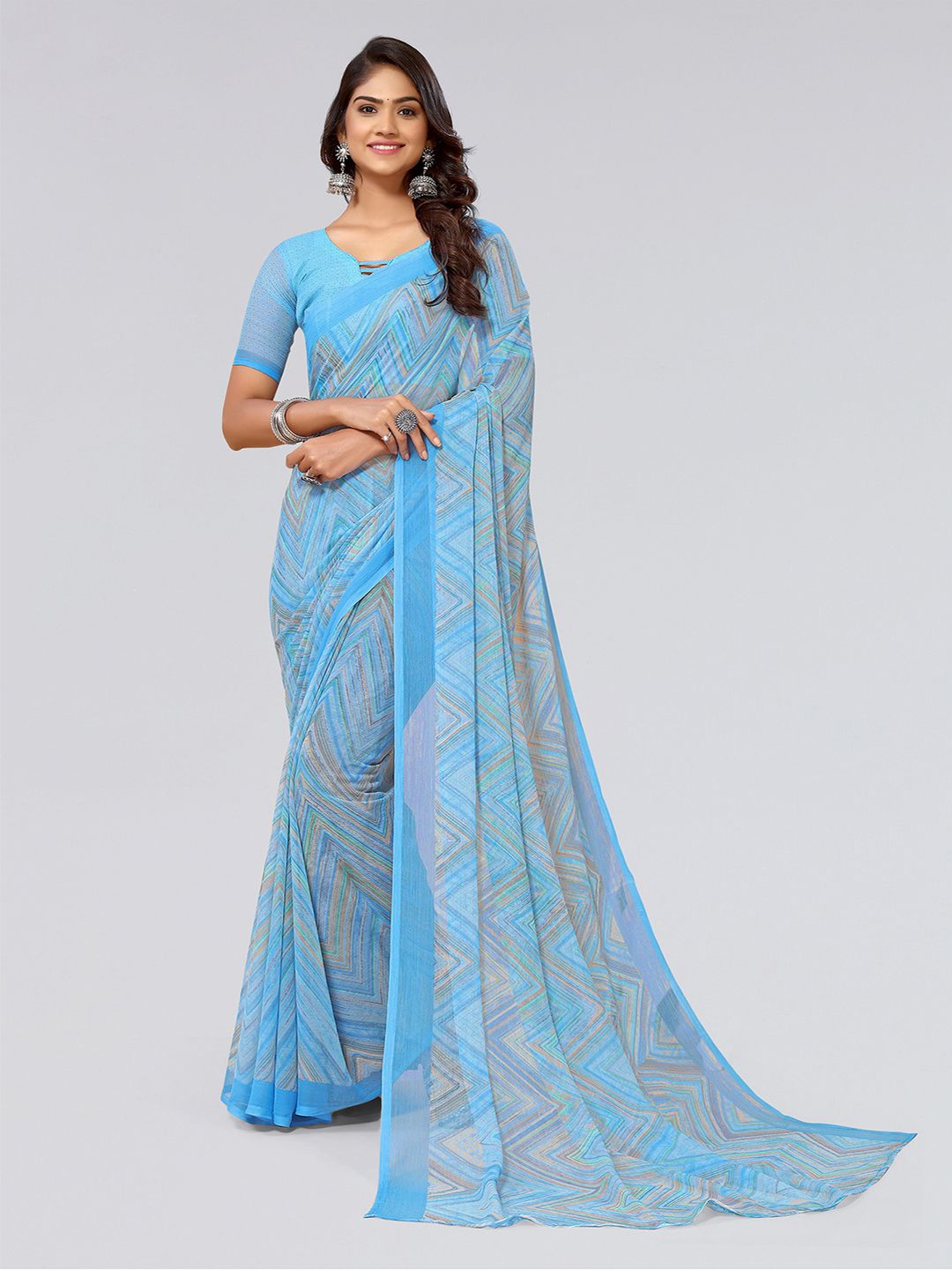 

KALINI Geometric Printed Poly Chiffon Saree, Turquoise blue