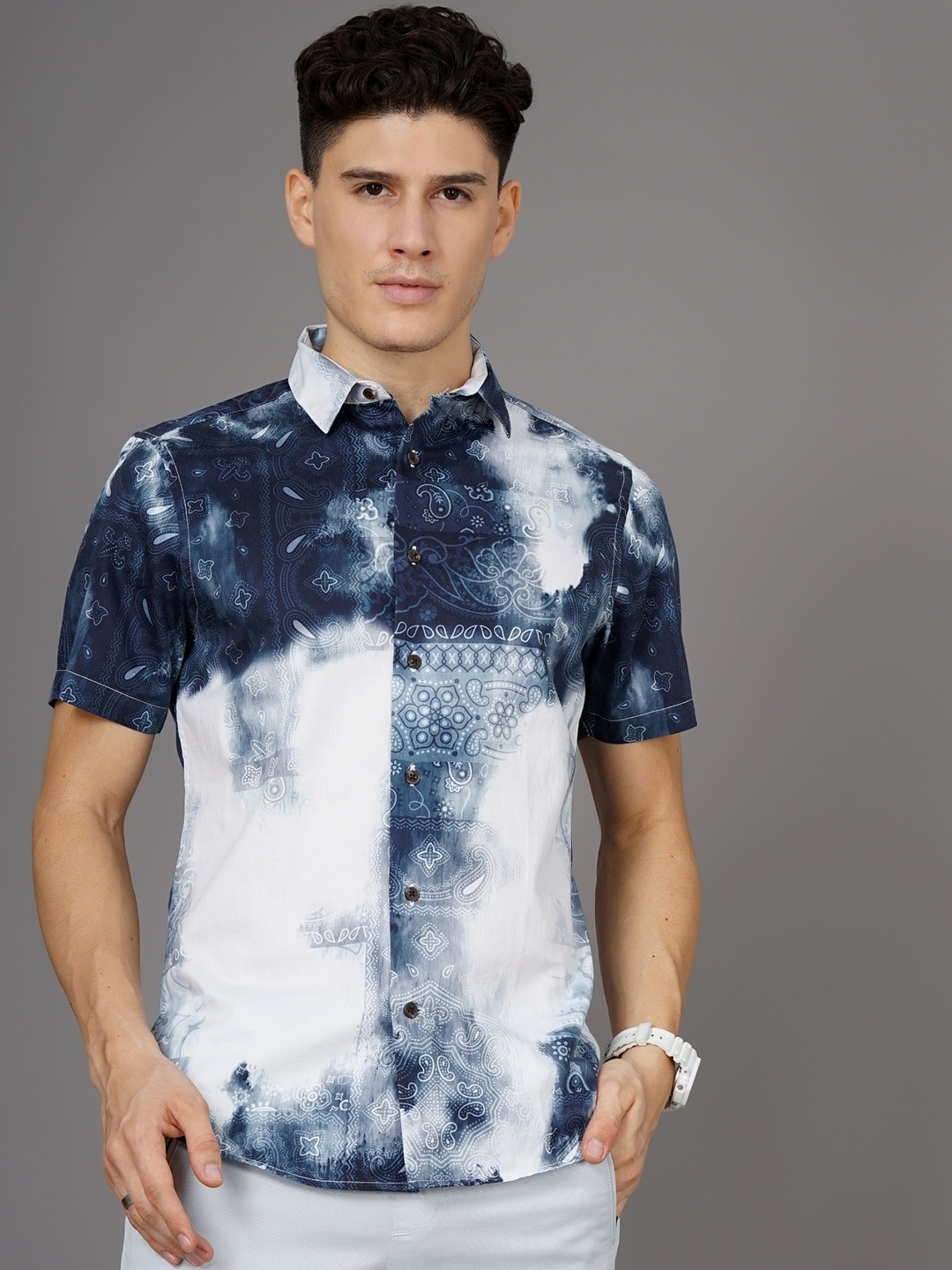 

British Club Smart Slim Fit Ethnic Motifs Printed Cotton Casual Shirt, Navy blue