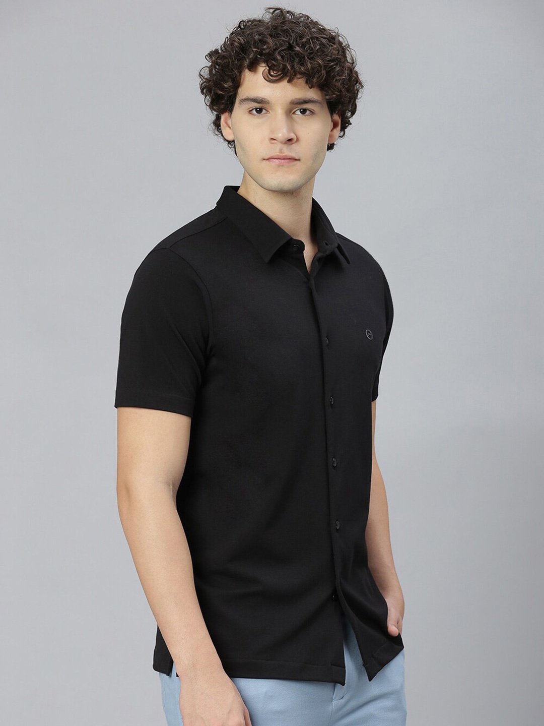 

Slowave Comfort Spread Collar Cotton Casual Shirt, Black