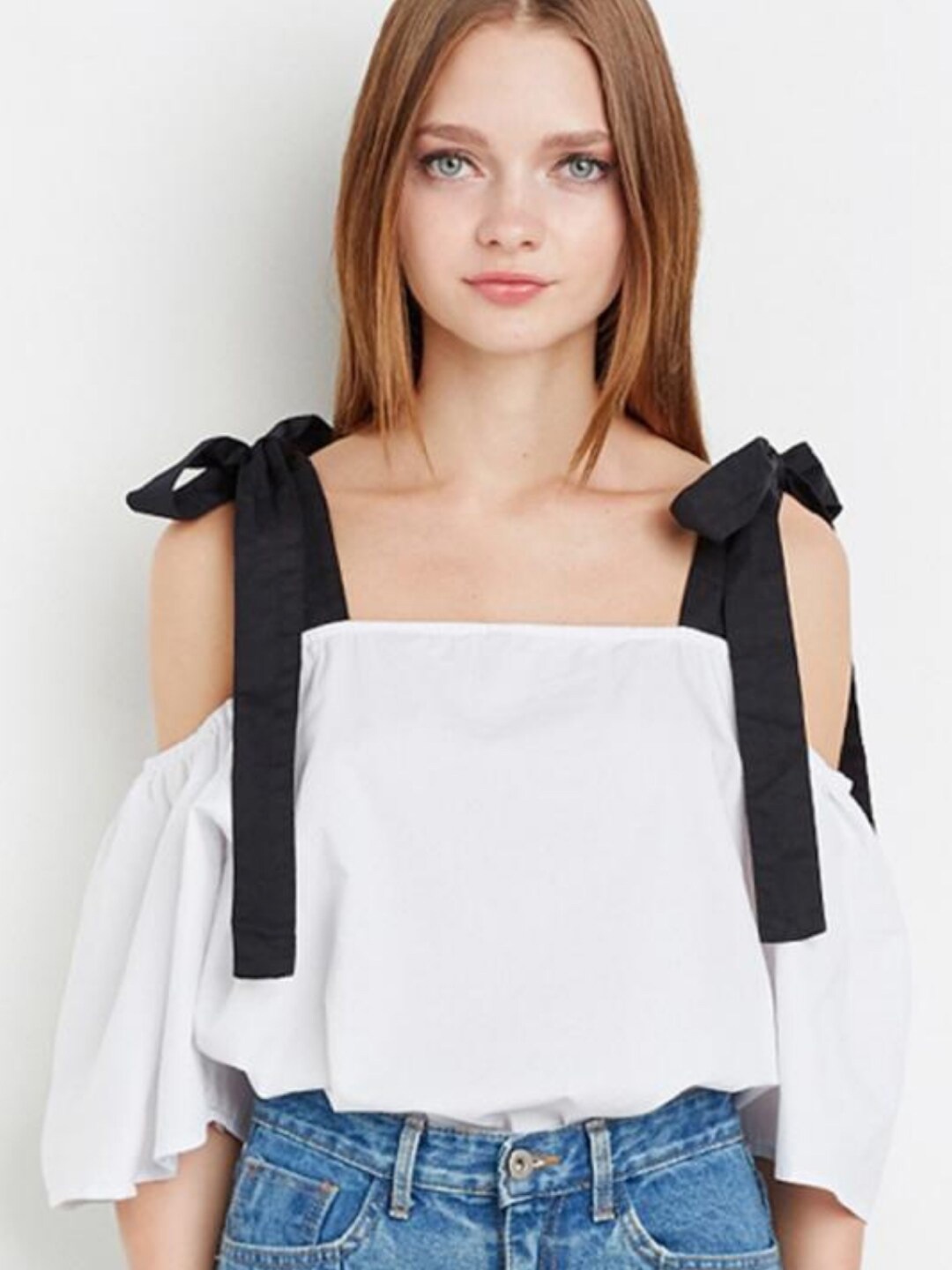 

Styched Cold-Shoulder Cotton Top, Black