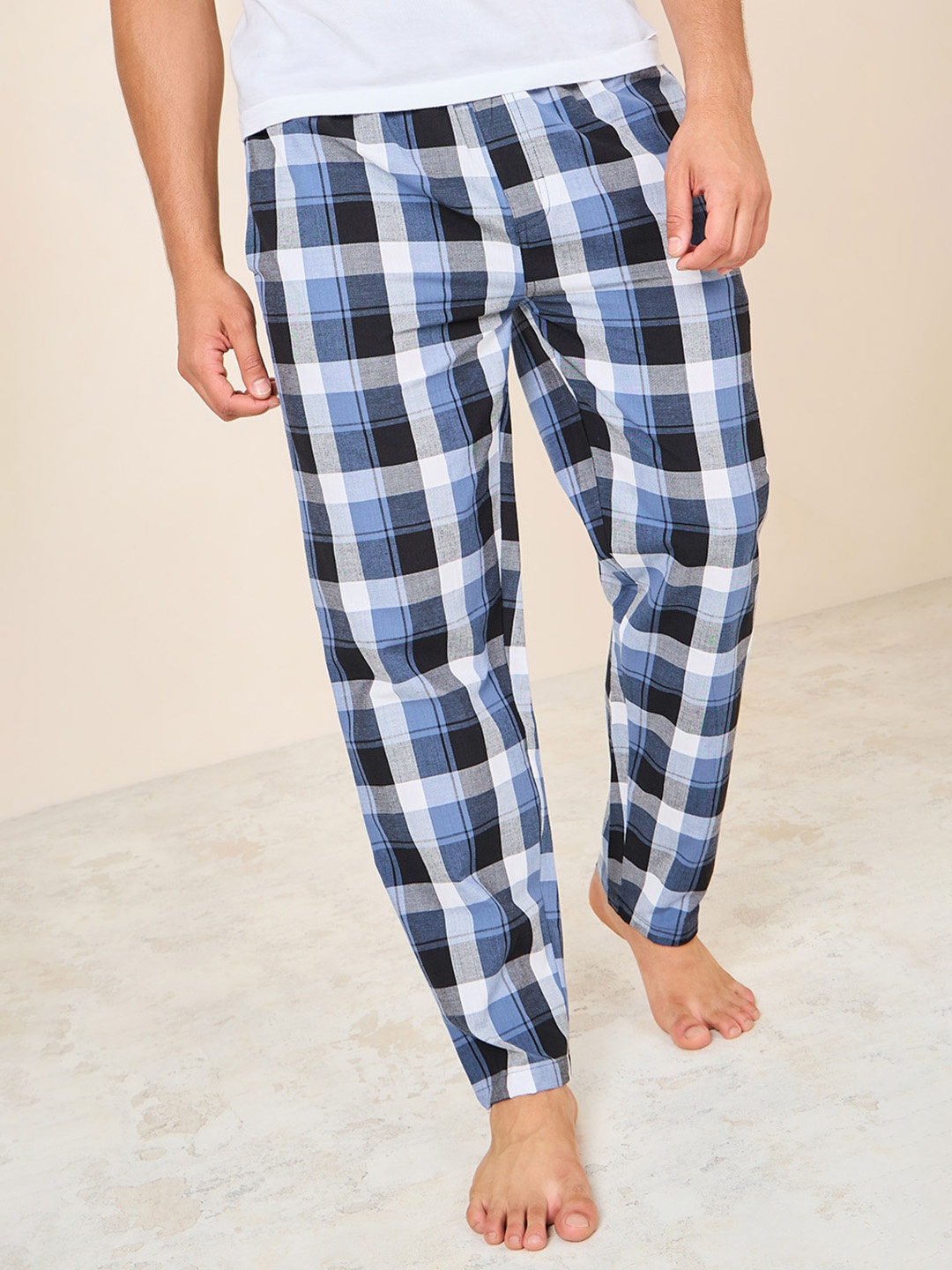 

Styli Men Checked Pure Cotton Lounge Pants, Navy blue